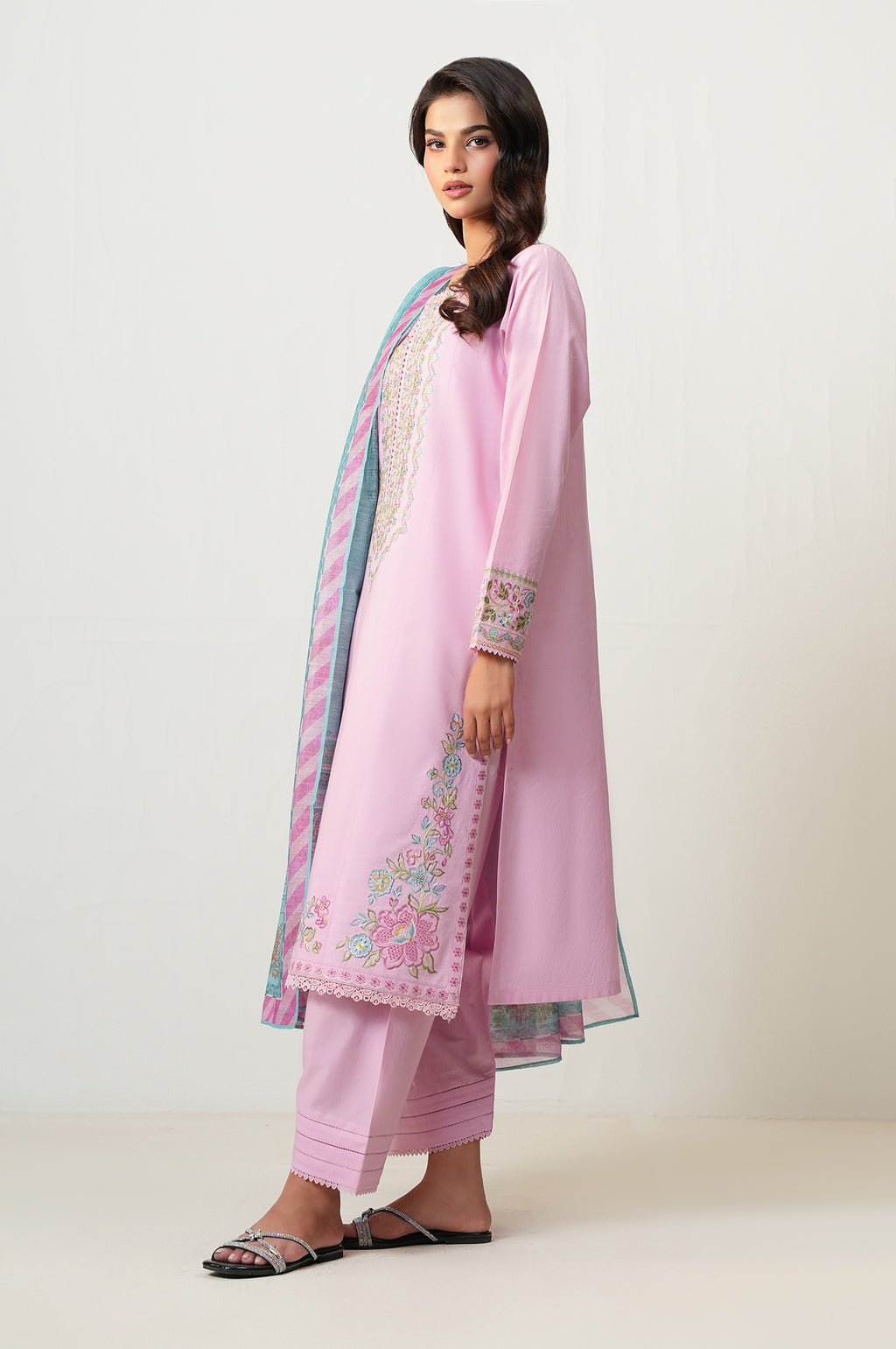 EMBROIDERED SUIT