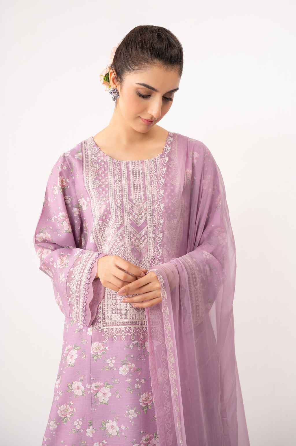 EMBROIDERED SUIT
