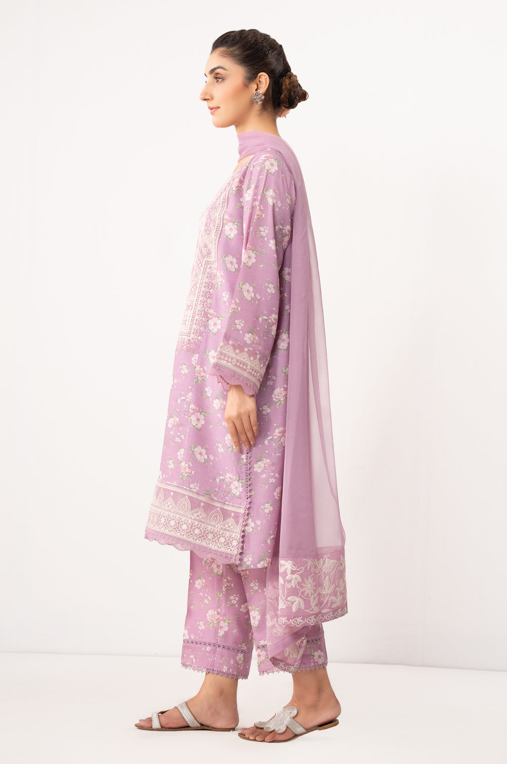 EMBROIDERED SUIT