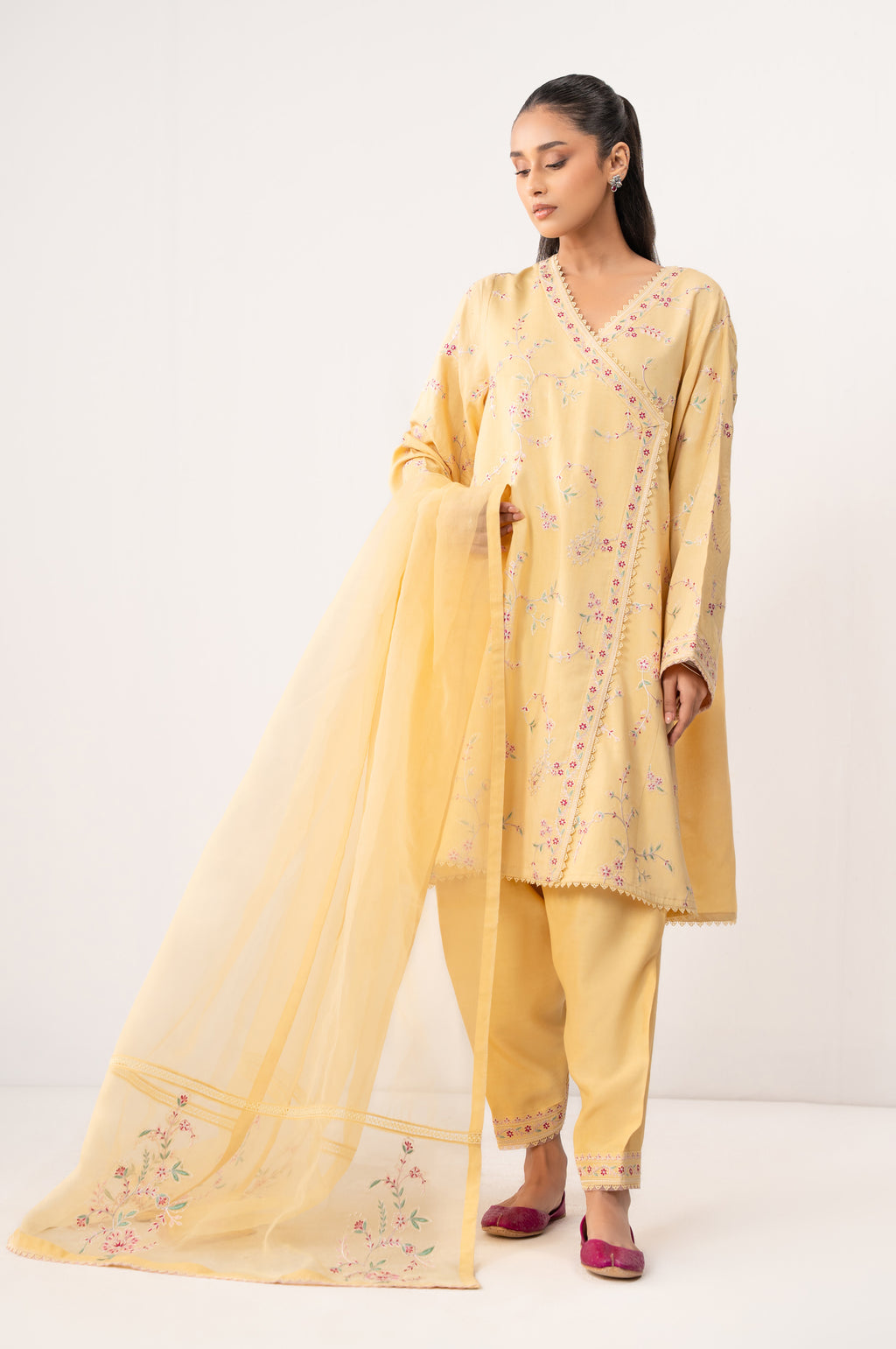EMBROIDERED SUIT