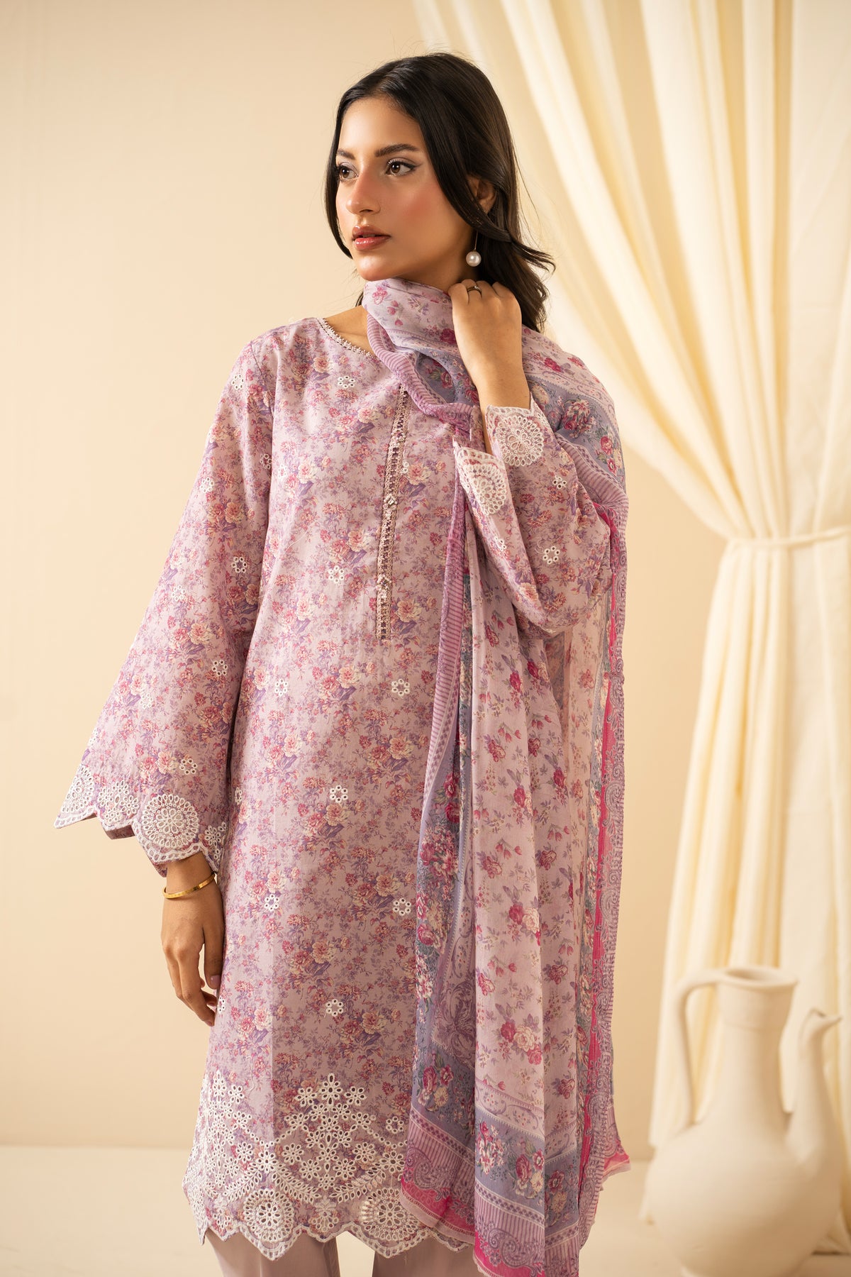 CHIKANKARI STITCHED 3 PIECE SUIT