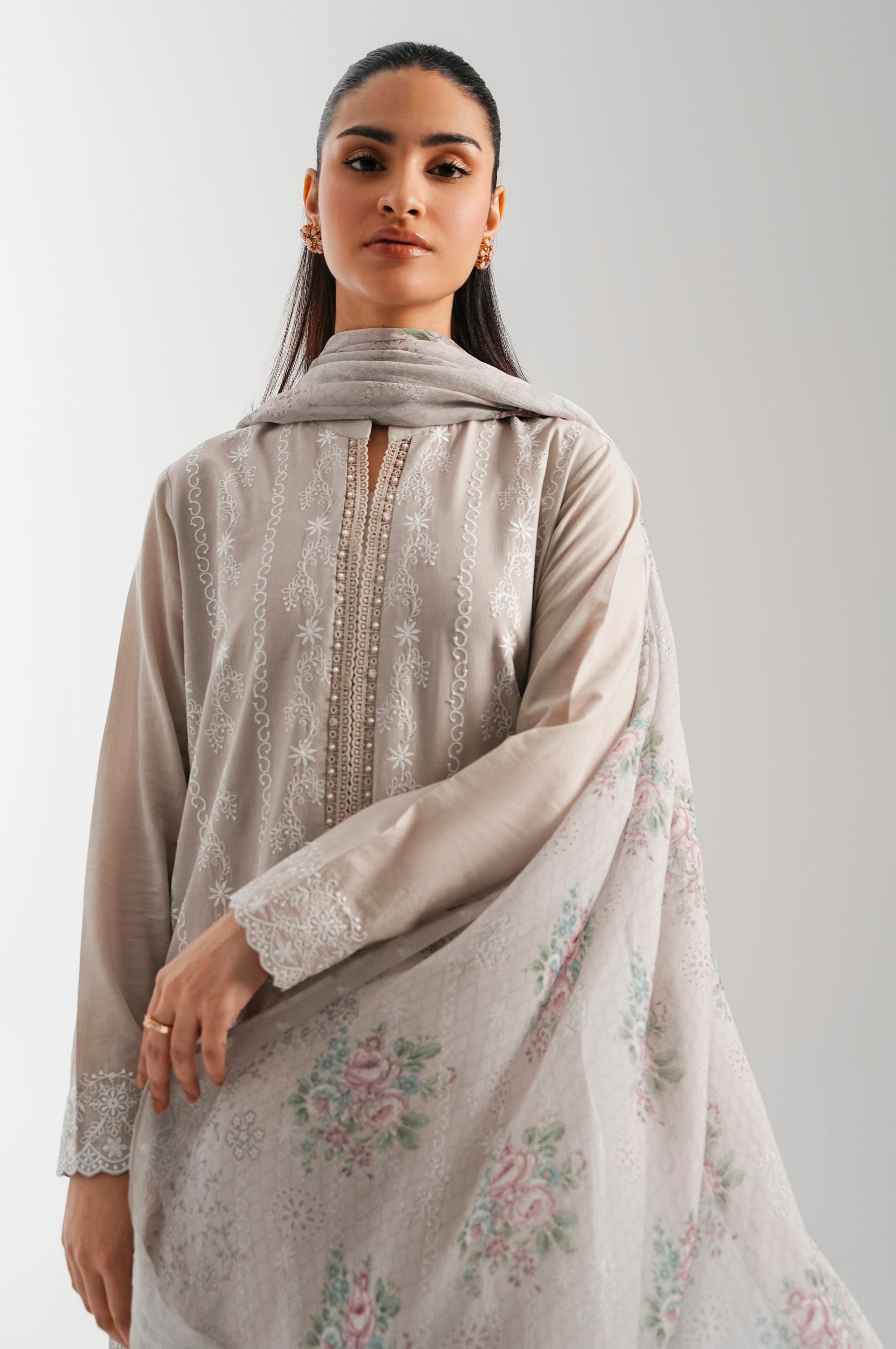 STITCHED CHIKANKARI SUIT