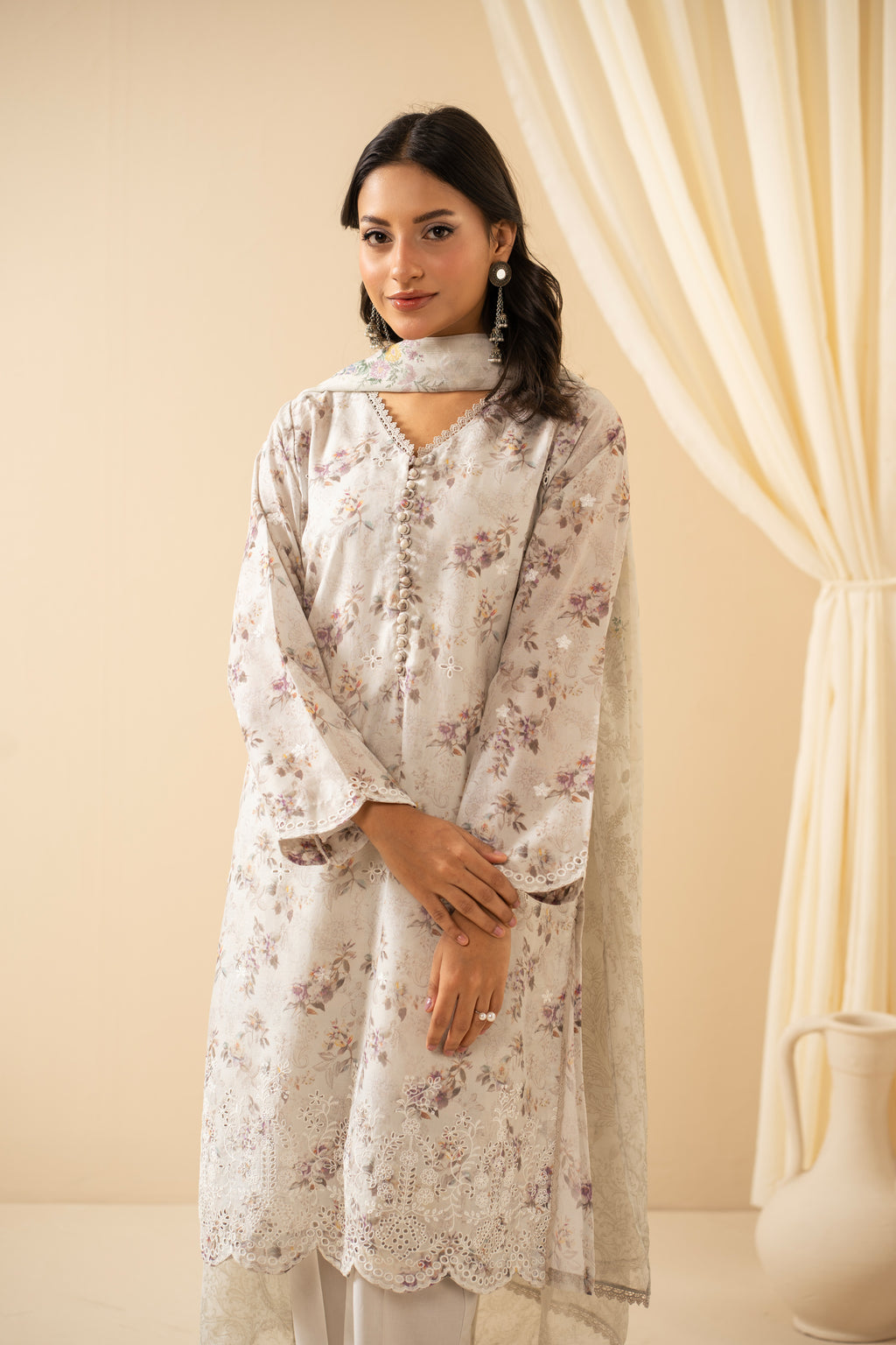 EMBROIDERED CHIKANKARI LAWN STITCHED 3 PIECE SUIT