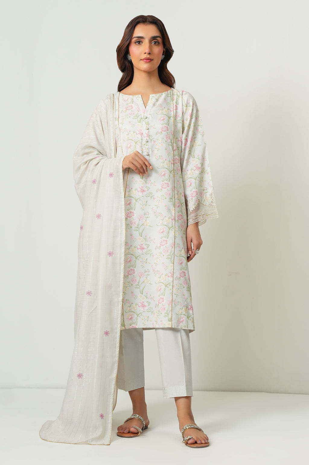 EMBROIDERED SUIT