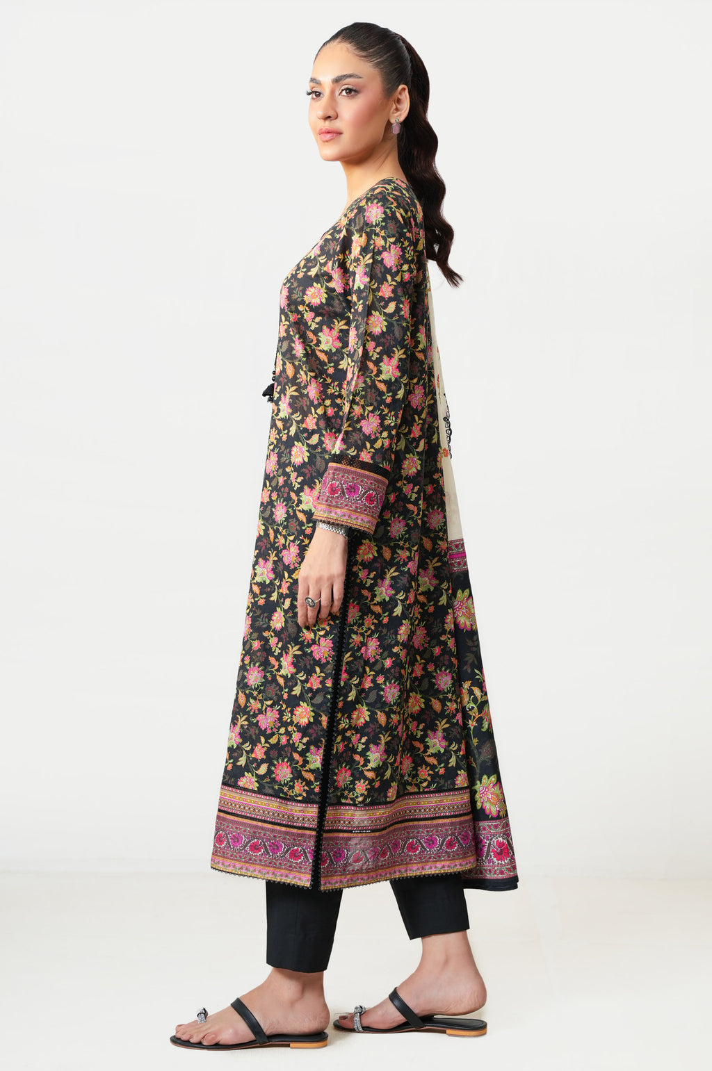PRINTED SUIT
