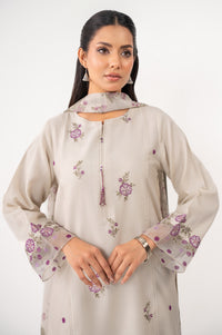 EMBROIDERED SUIT