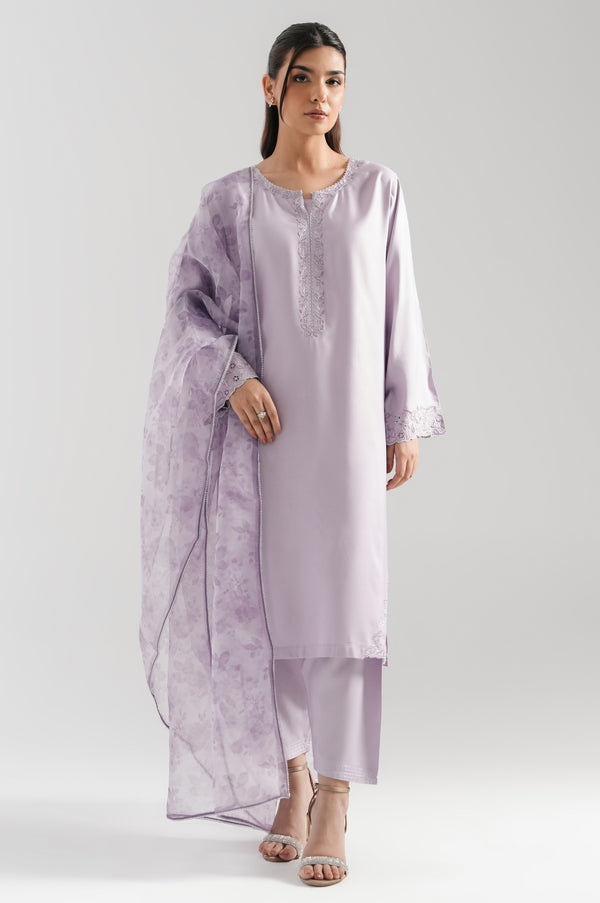 EMBROIDERED SUIT