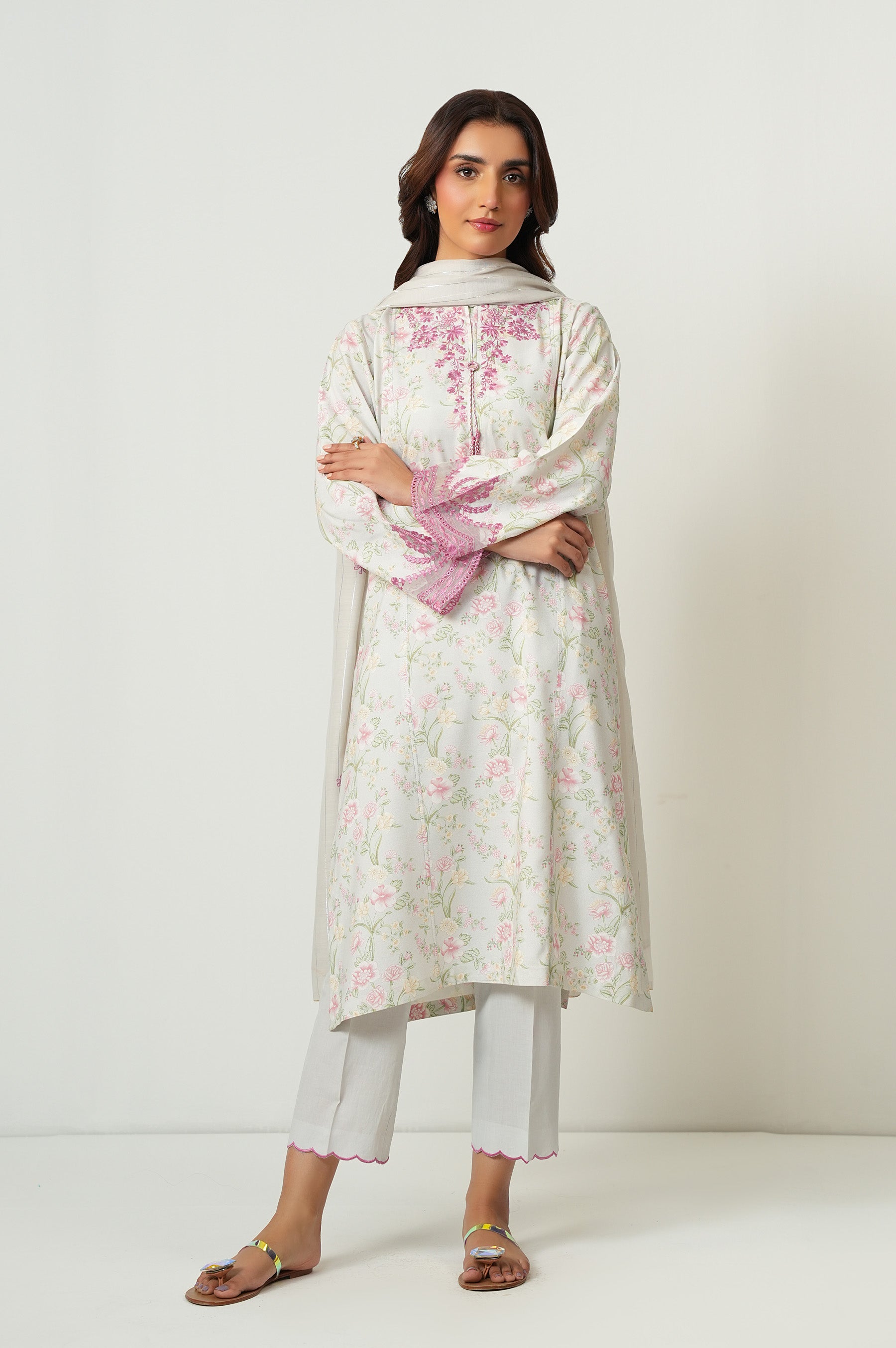STITCHED EMBROIDERED RAW SILK SUIT