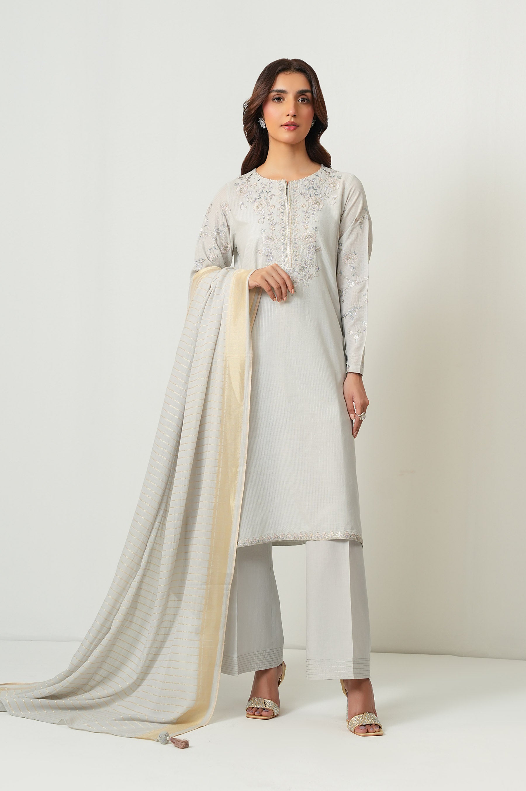 EMBROIDERED SUIT
