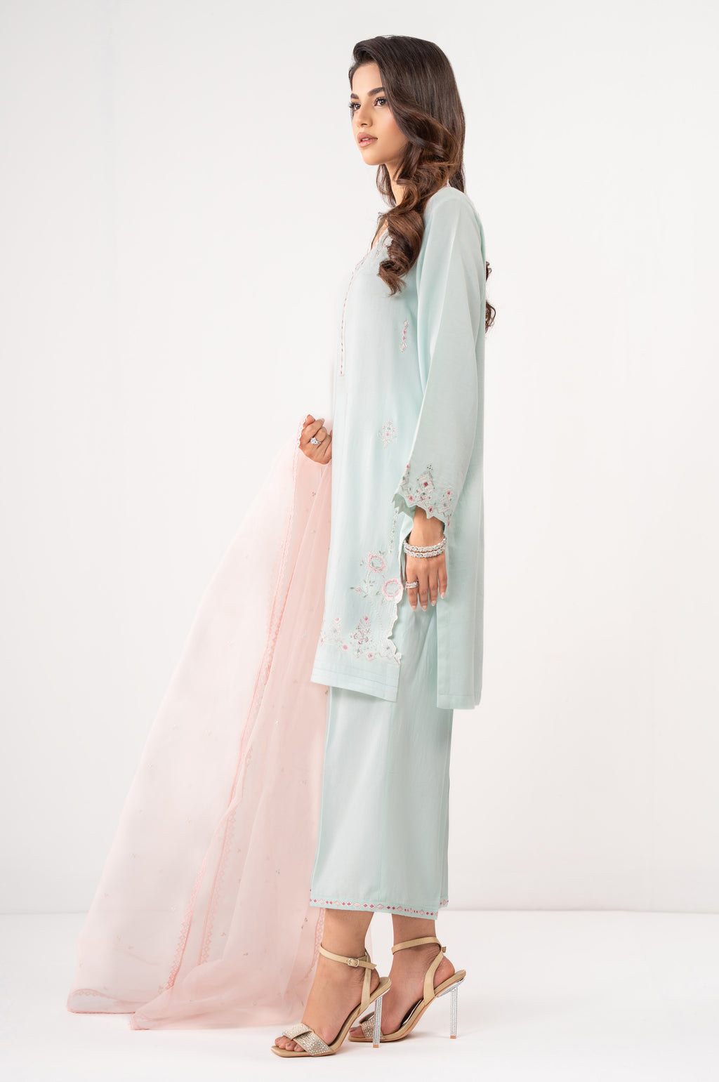 EMBROIDERED SUIT