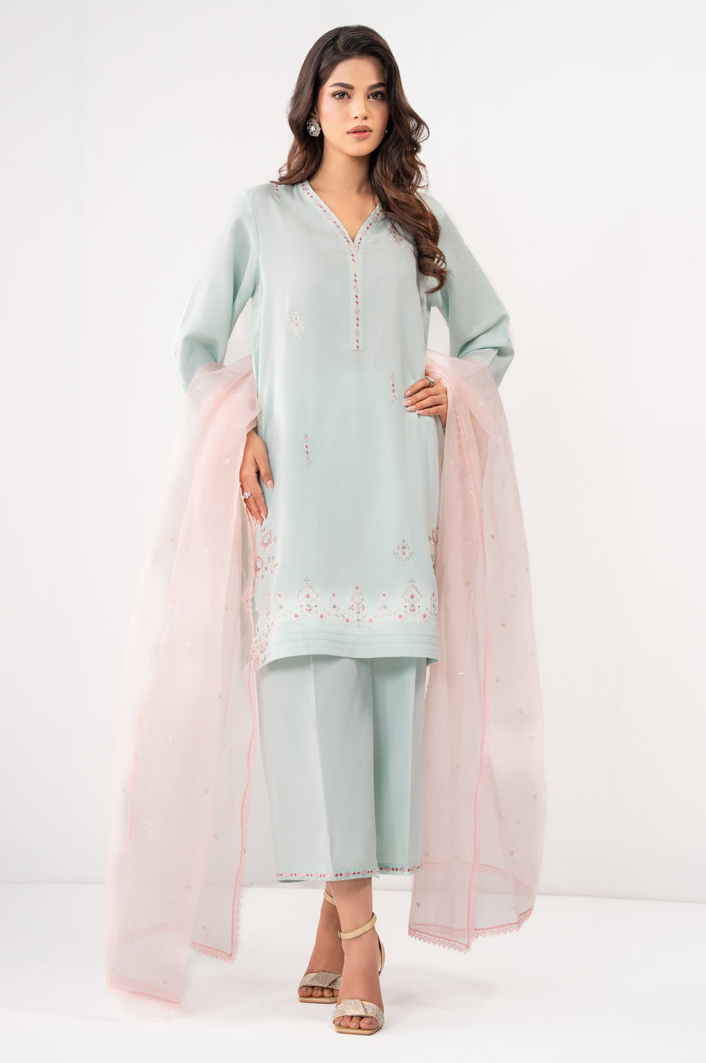EMBROIDERED SUIT