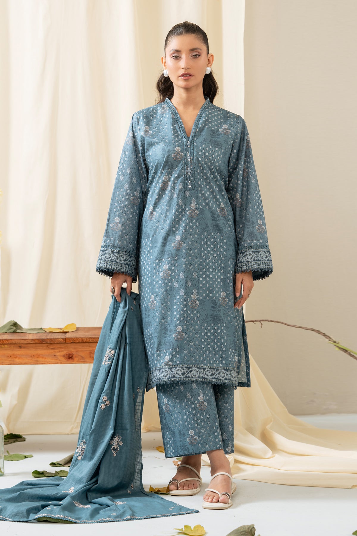 STITCHED 3 PIECE SUIT