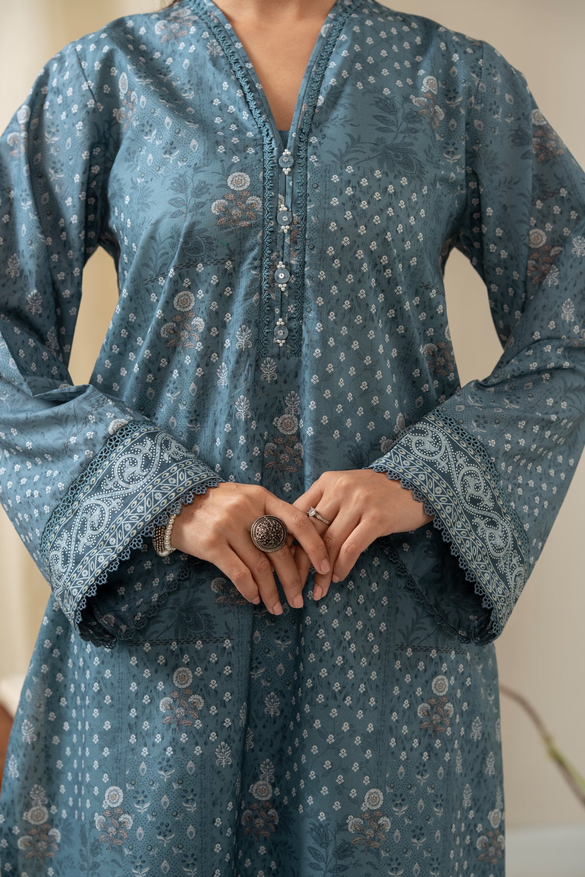 STITCHED 3 PIECE SUIT