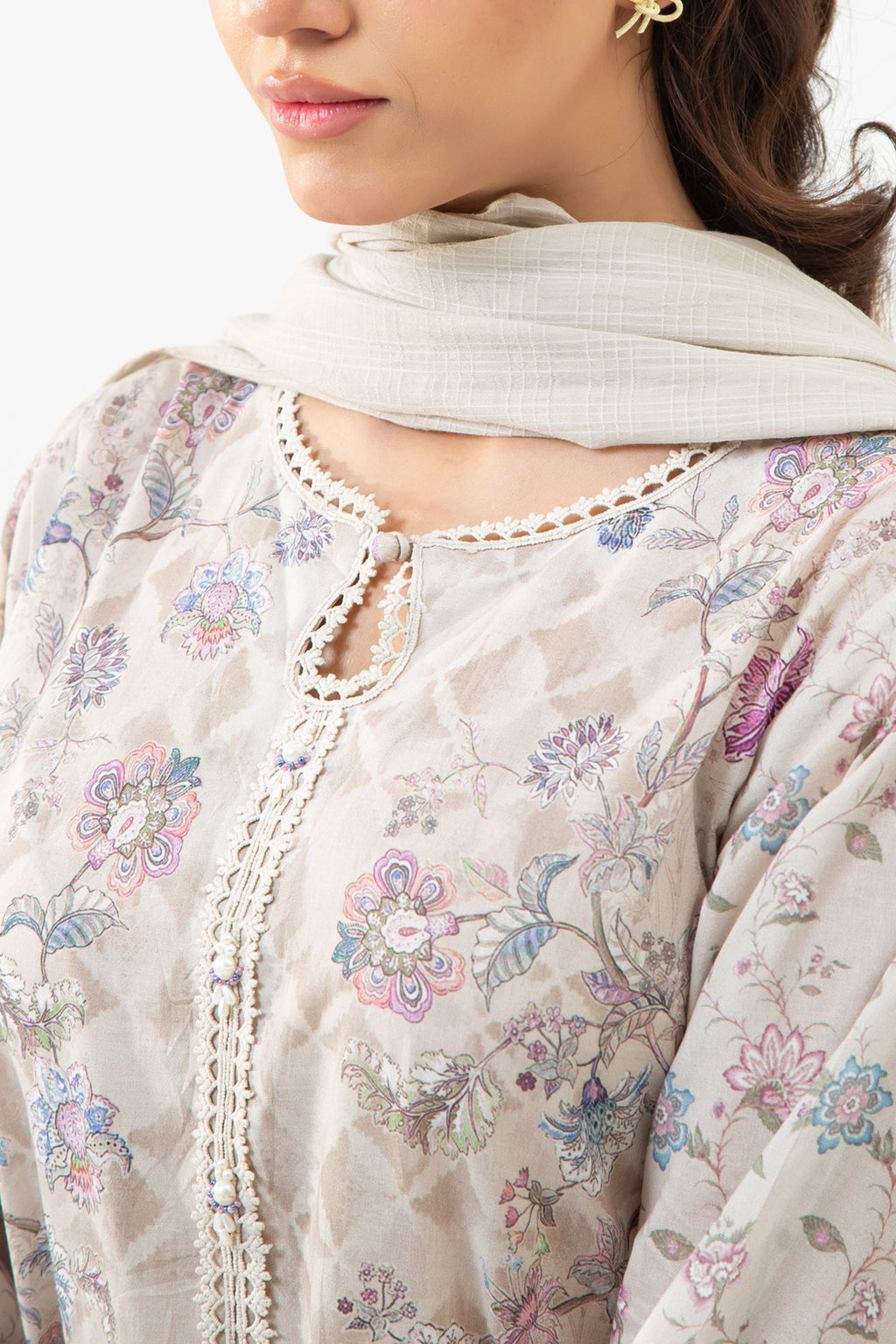 STITCHED EMBROIDERED CAMBRIC SUIT