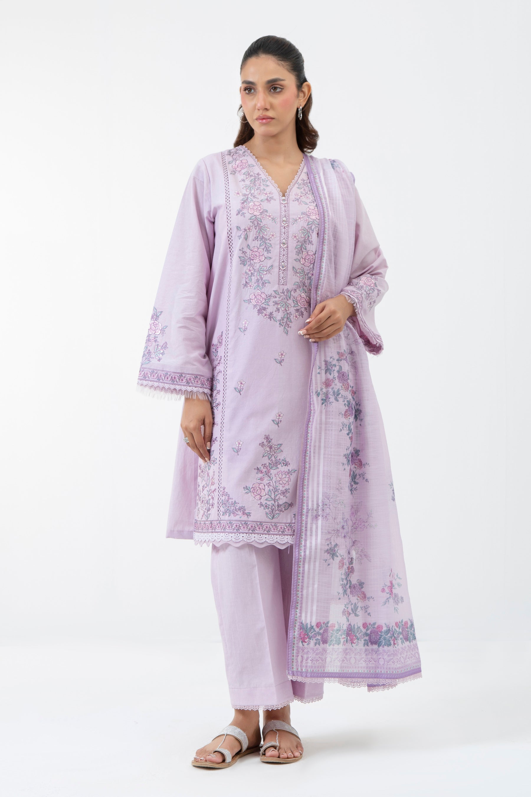 EMBROIDERED SLUB LAWN STITCHED 3 PIECE SUIT