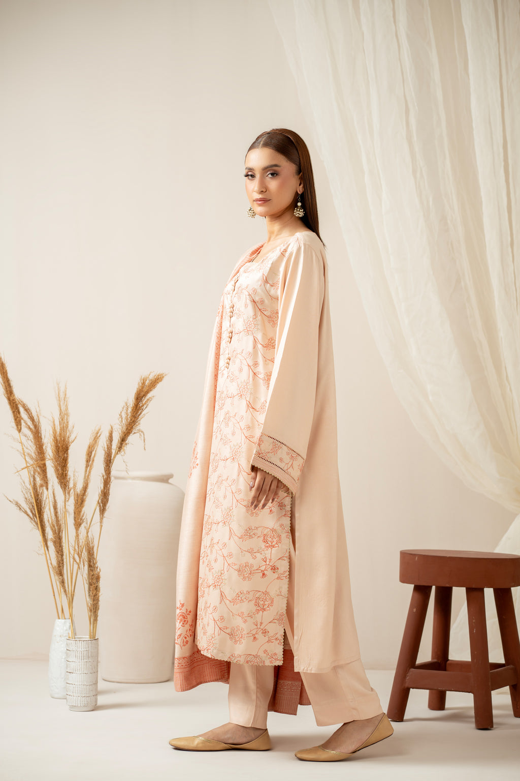 STITCHED EMBROIDERED SHIRT BOTTOM