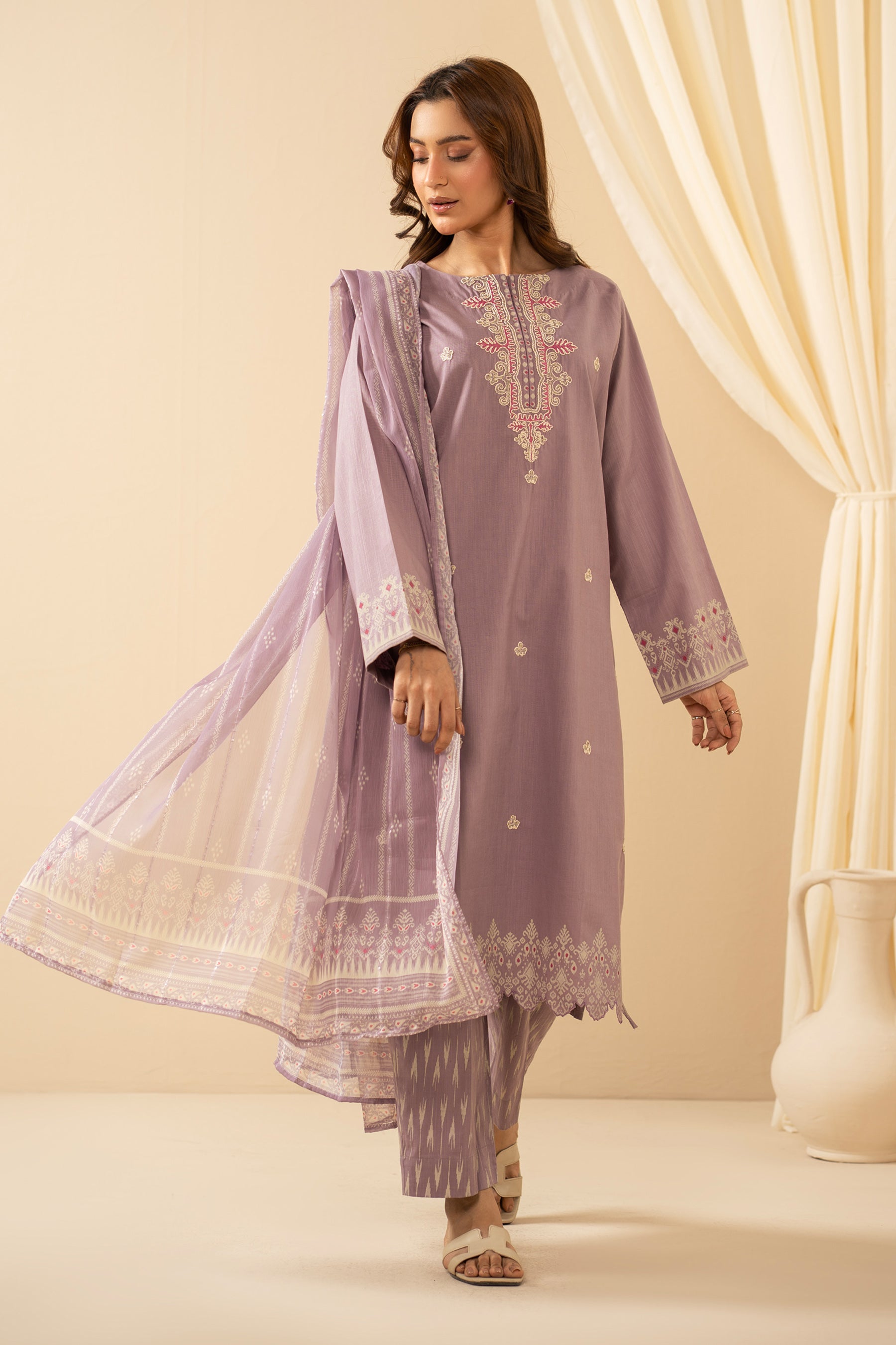 EMBROIDERED BOTH SIDE SLUB STITCHED 3 PIECE SUIT