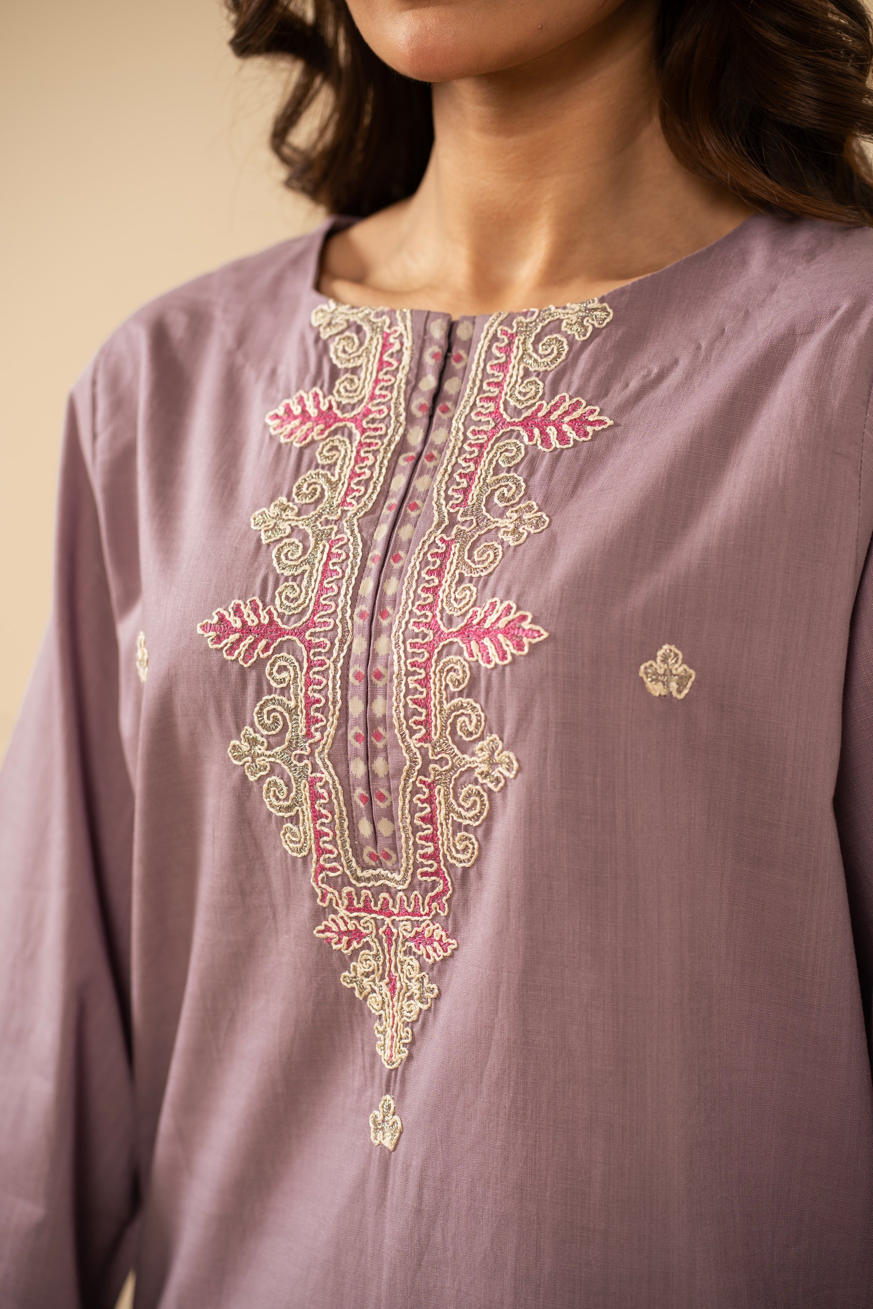 EMBROIDERED BOTH SIDE SLUB STITCHED 3 PIECE SUIT