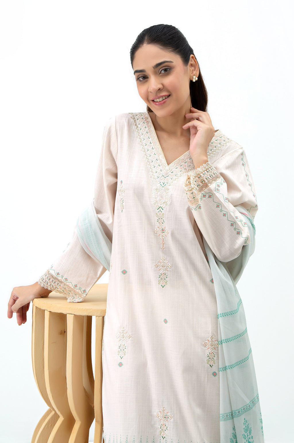 EMBROIDERED SUIT