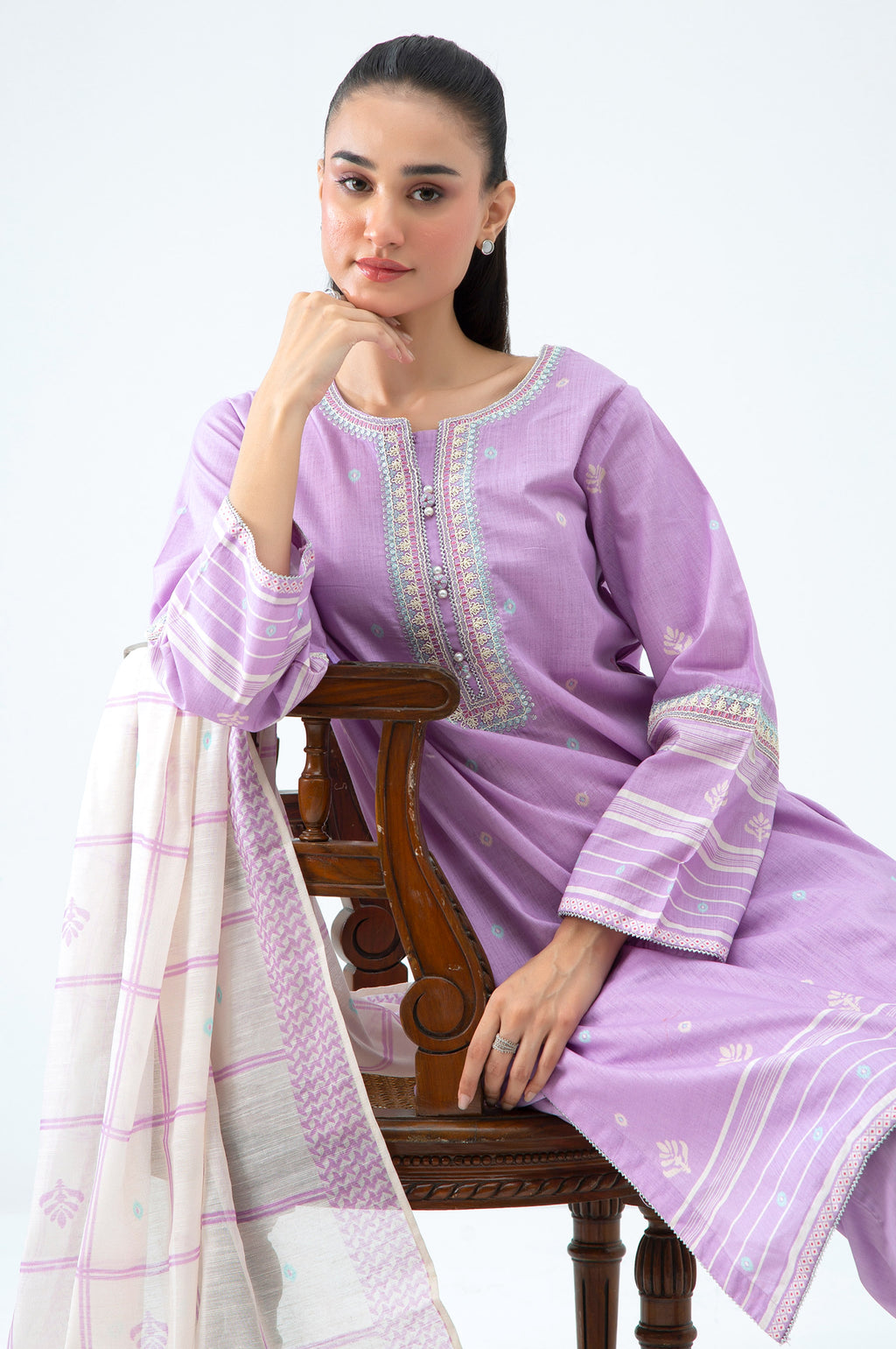 STITCHED EMBROIDERED CAMBRIC SUIT