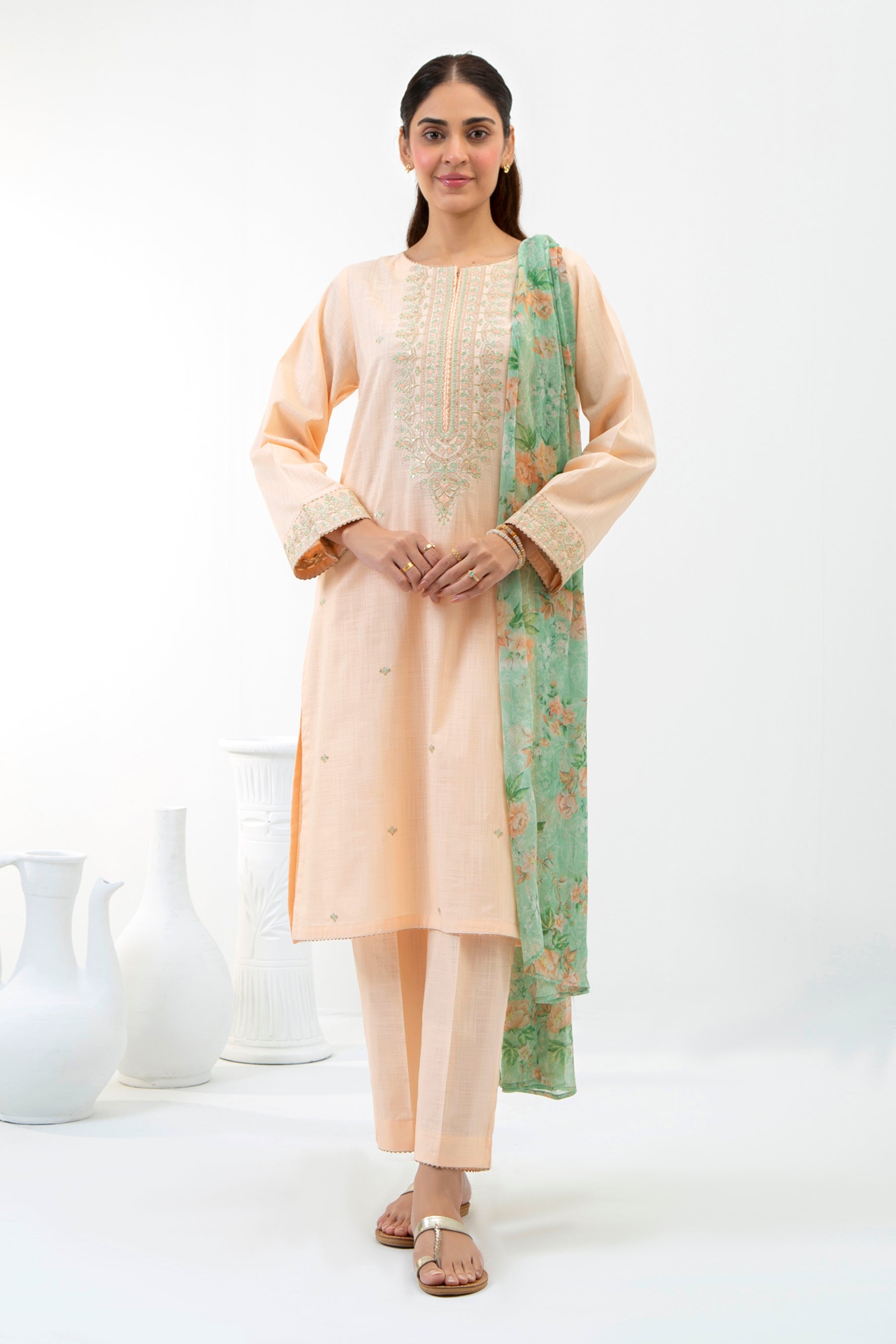 EMBROIDERED BOTH SIDE SLUB STITCHED 3 PIECE SUIT