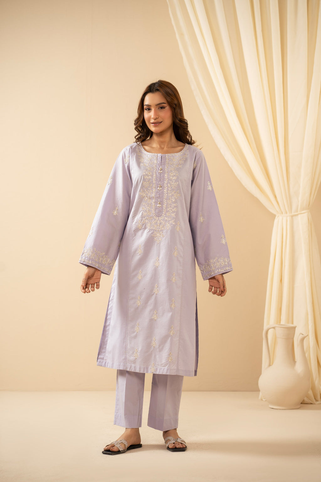 EMBROIDERED CAMBRIC STITCHED SHIRT BOTTOM