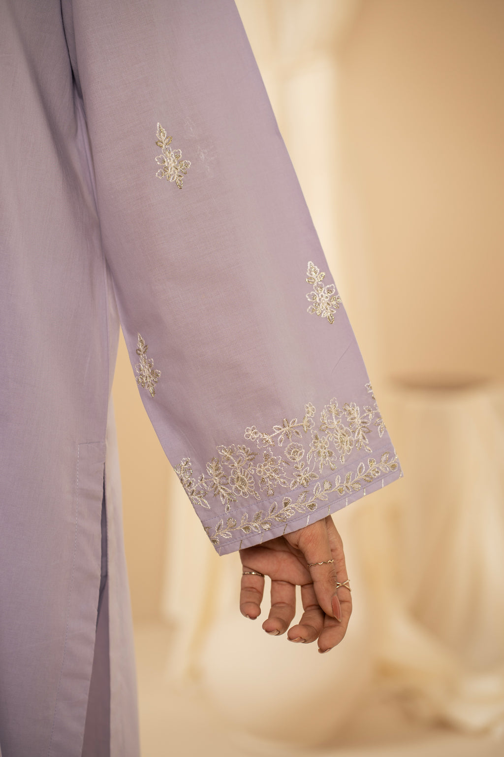 EMBROIDERED CAMBRIC STITCHED 3 PIECE SUIT