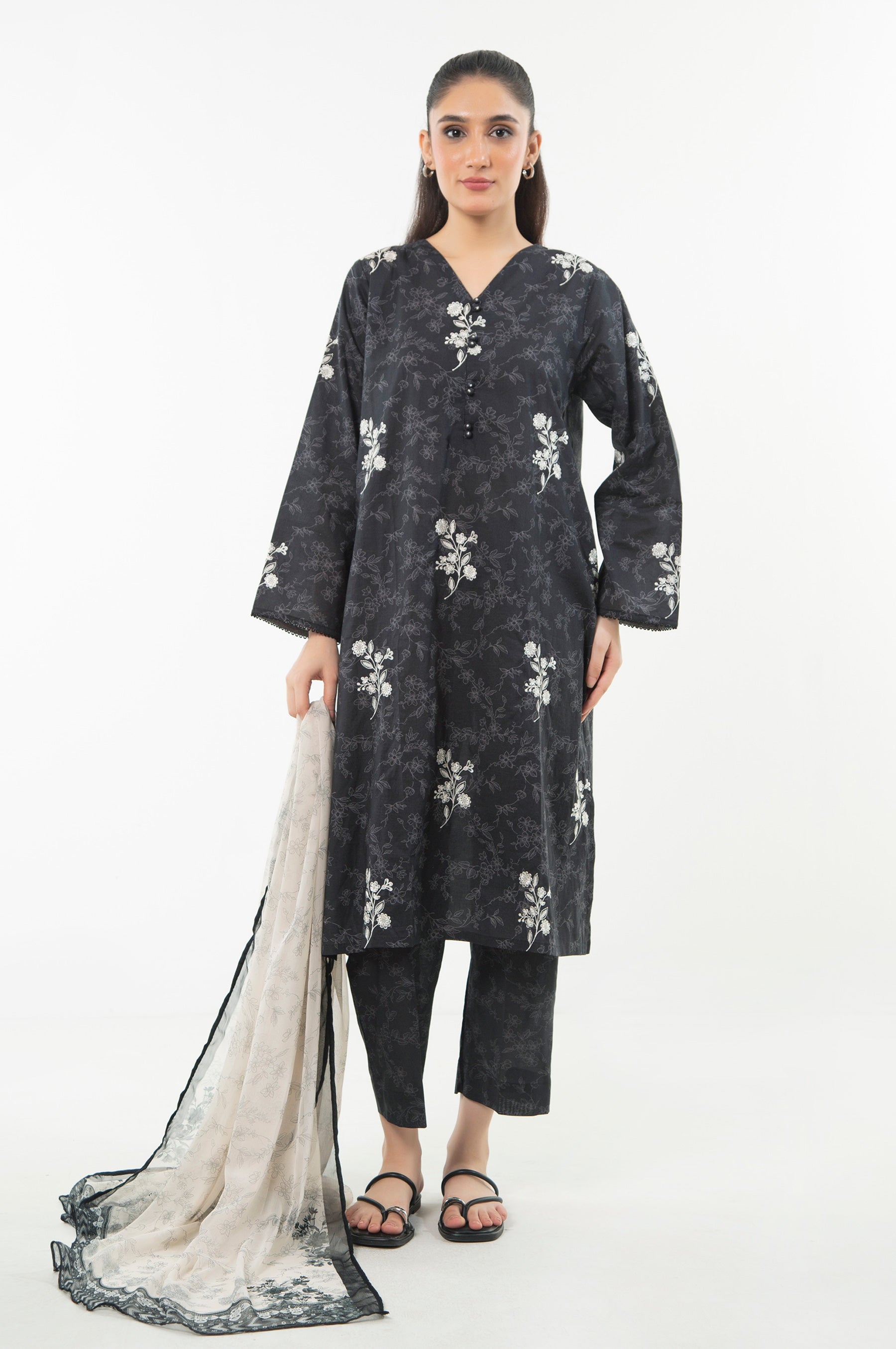 STITCHED EMBROIDERED SLUB LAWN SUIT