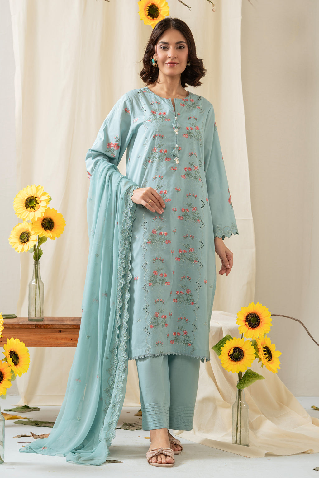 EMBROIDERED LAWN STITCHED 3 PIECE SUIT