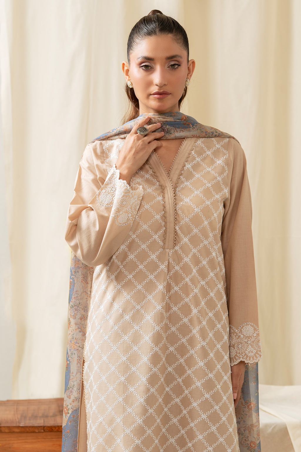 DYED CHIKANKARI STITCHED 3 PIECE SUIT