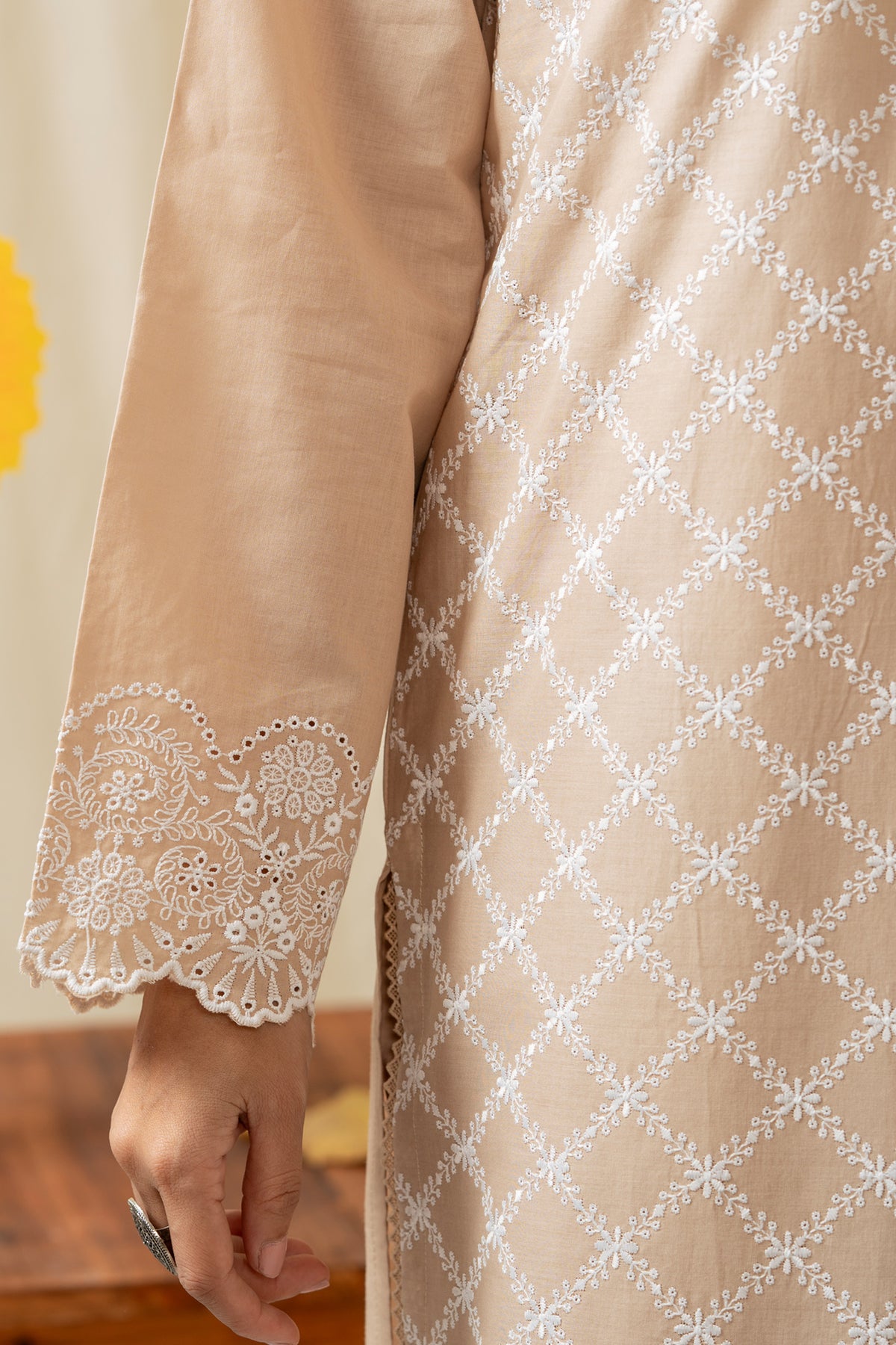 CHIKANKARI STITCHED 3 PIECE SUIT