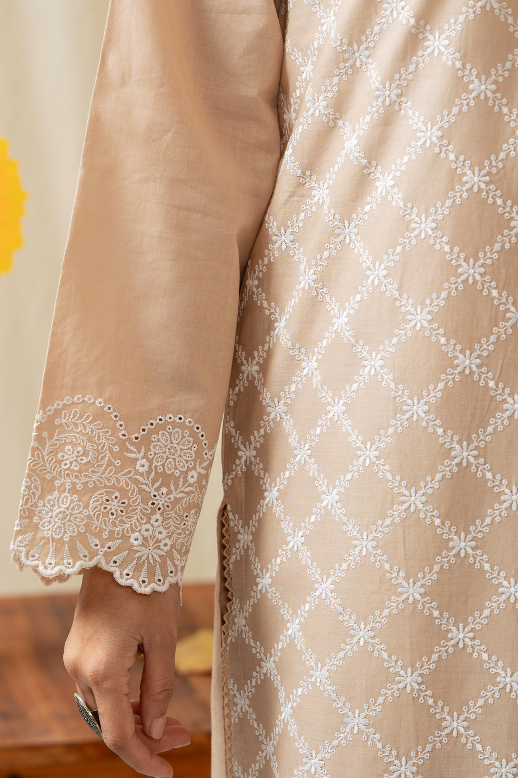 DYED CHIKANKARI STITCHED 3 PIECE SUIT