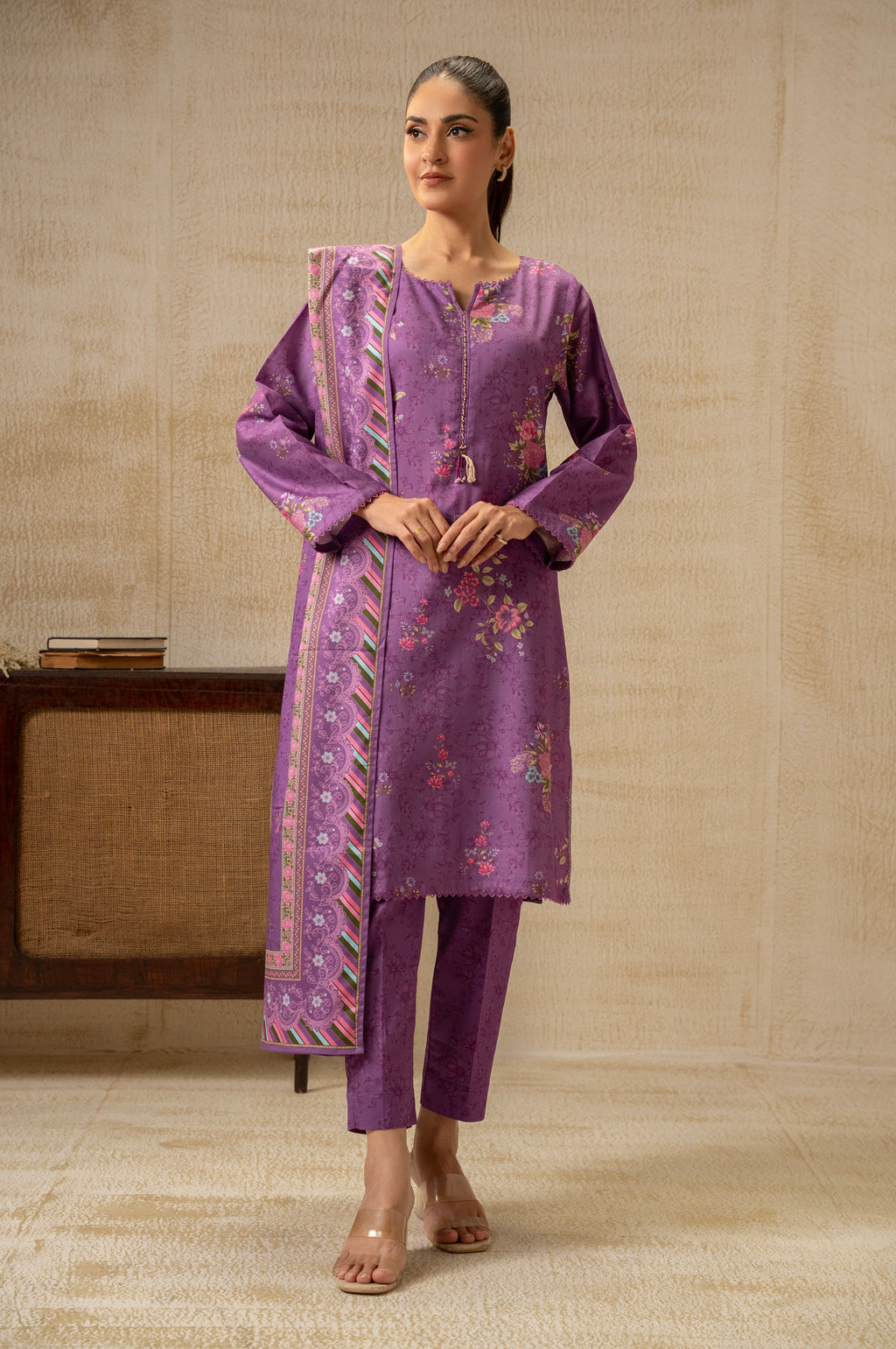 STITCHED PRINTED SUIT