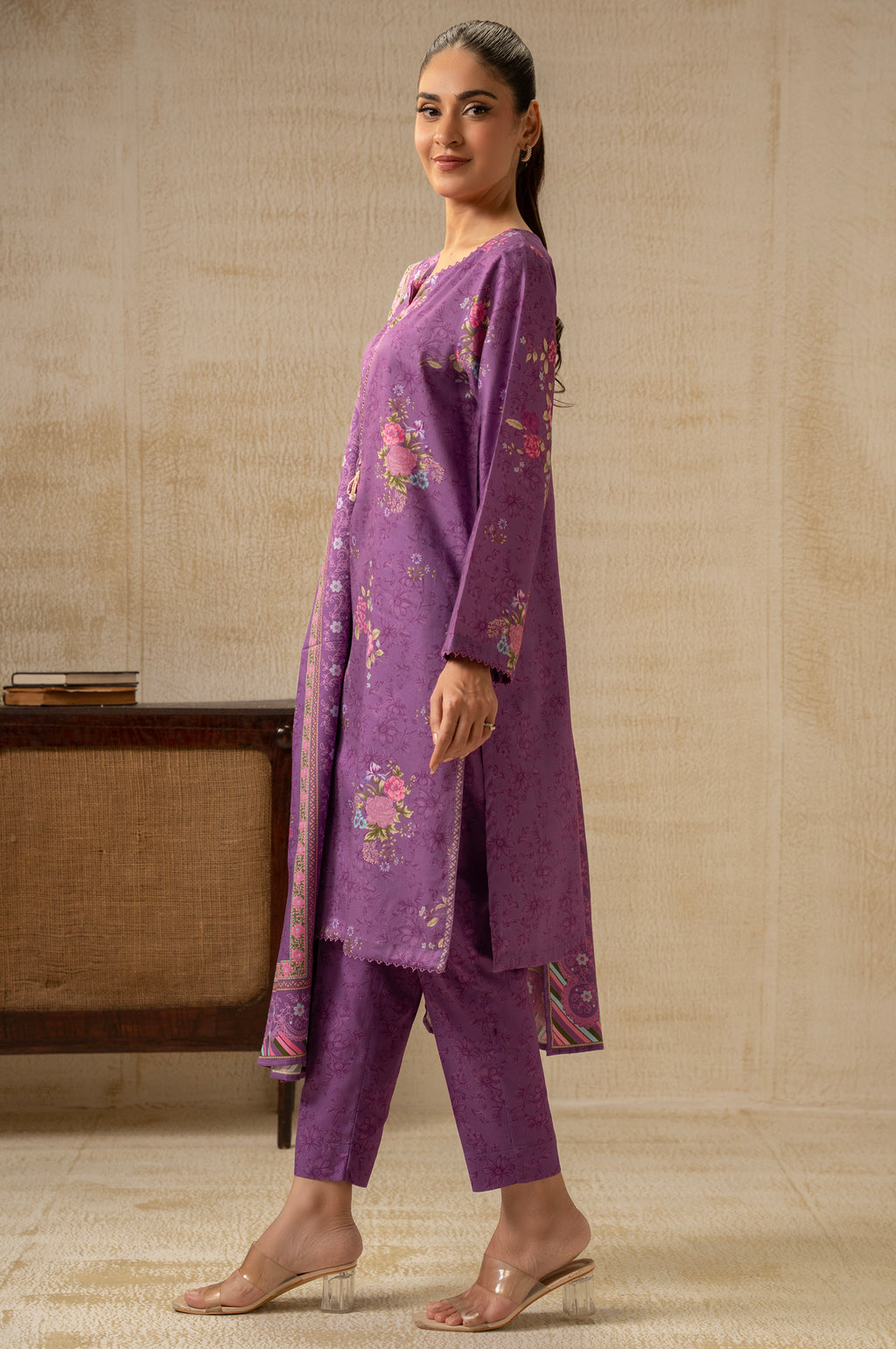 STITCHED PRINTED SUIT