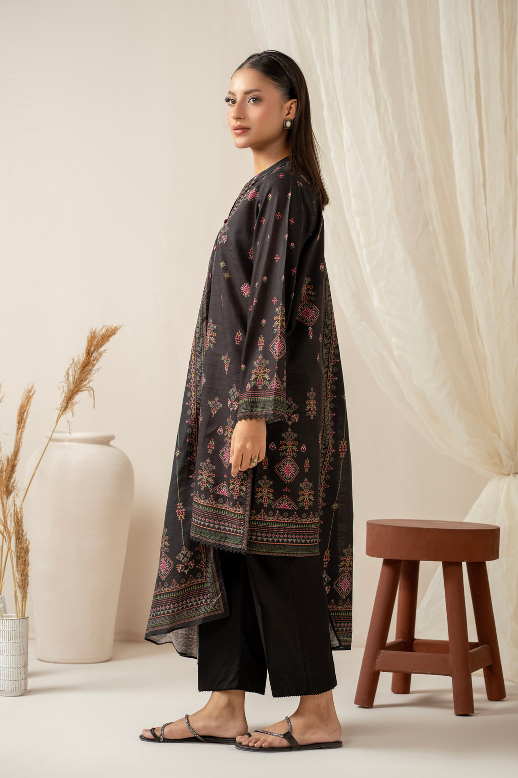 STITCHED PRINTED SUIT