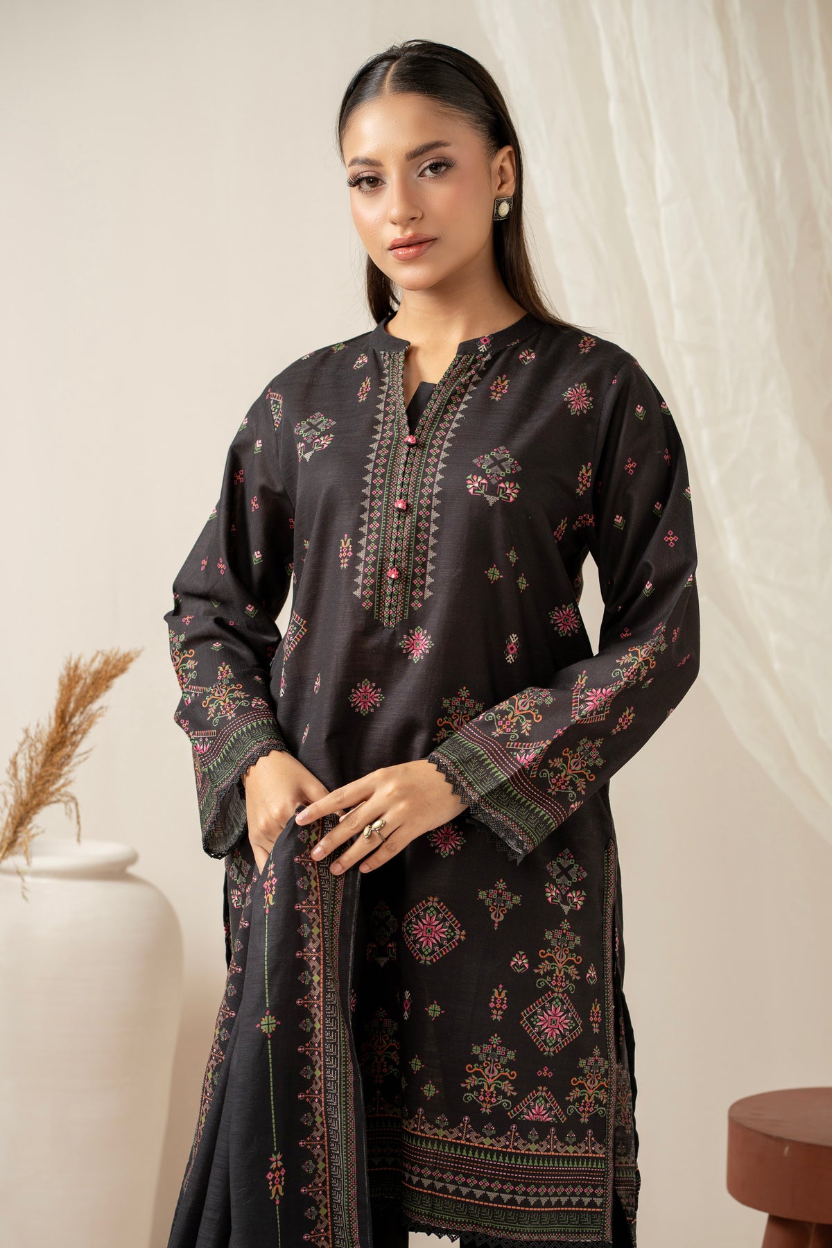 KHADDAR STITCHED 3 PIECE SUIT