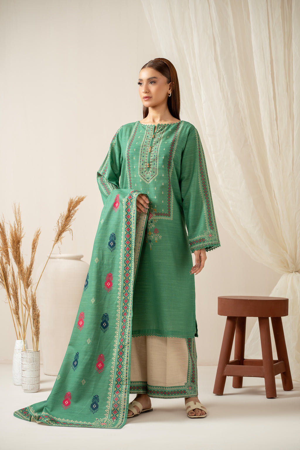 STITCHED PRINTED SUIT