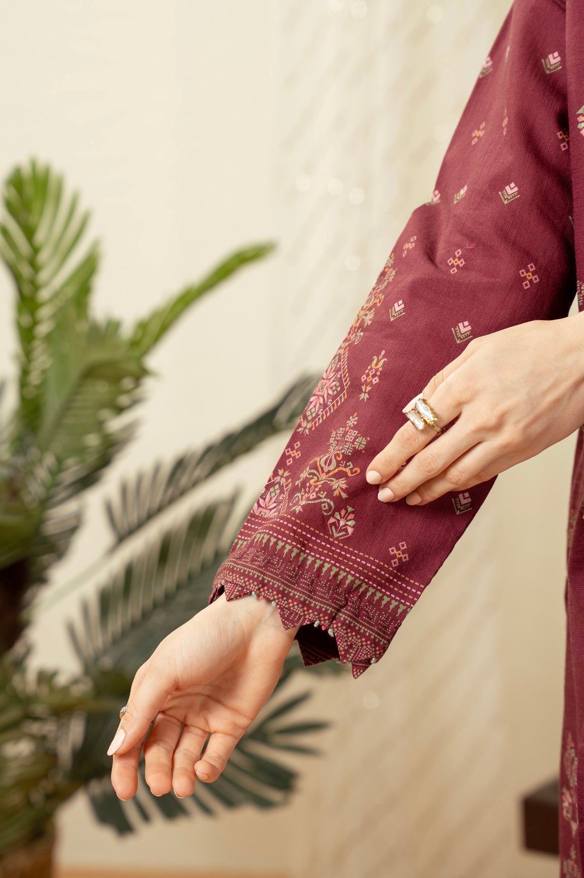 KHADDAR STITCHED 3 PIECE SUIT