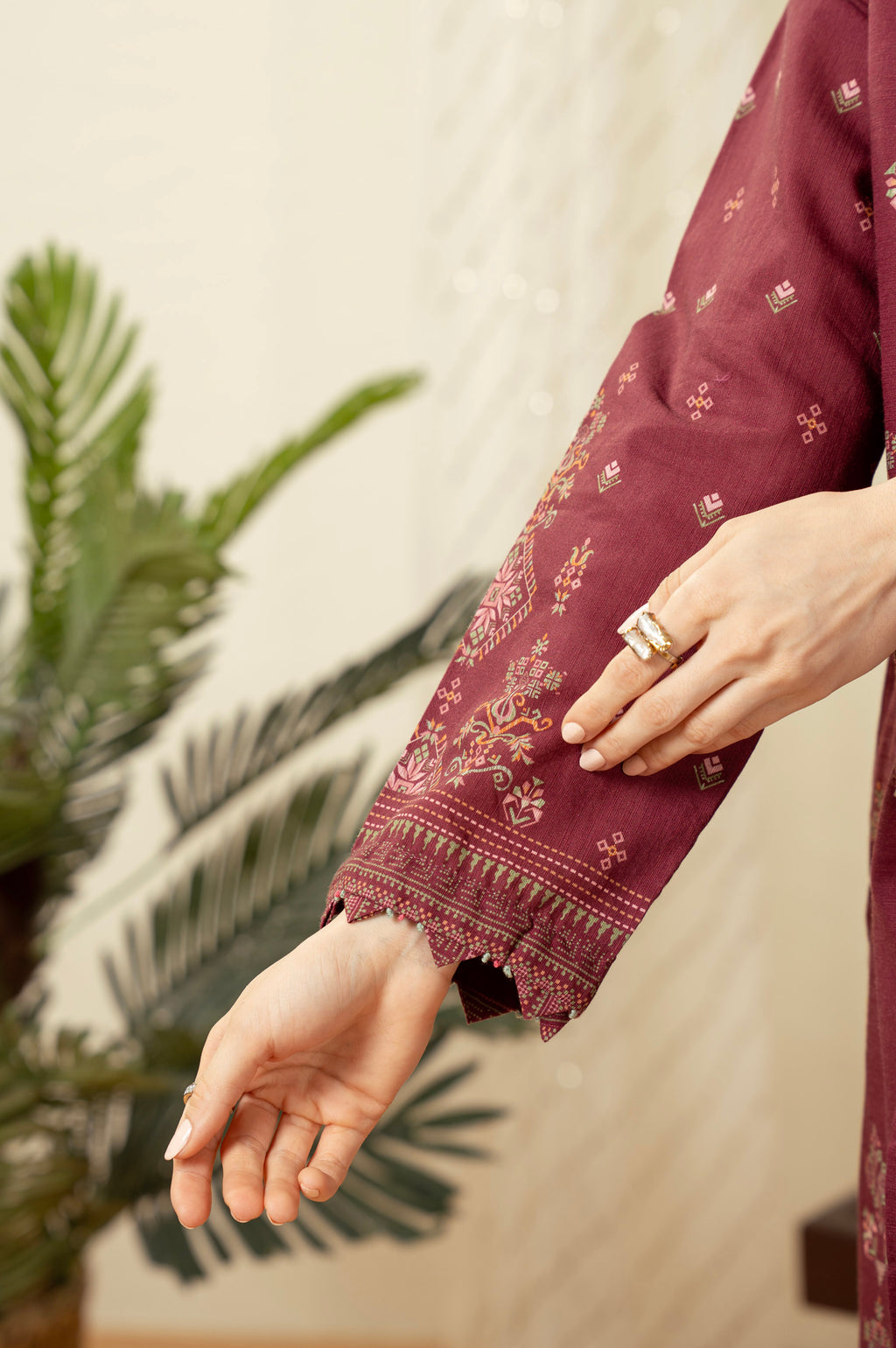 STITCHED PRINTED SUIT