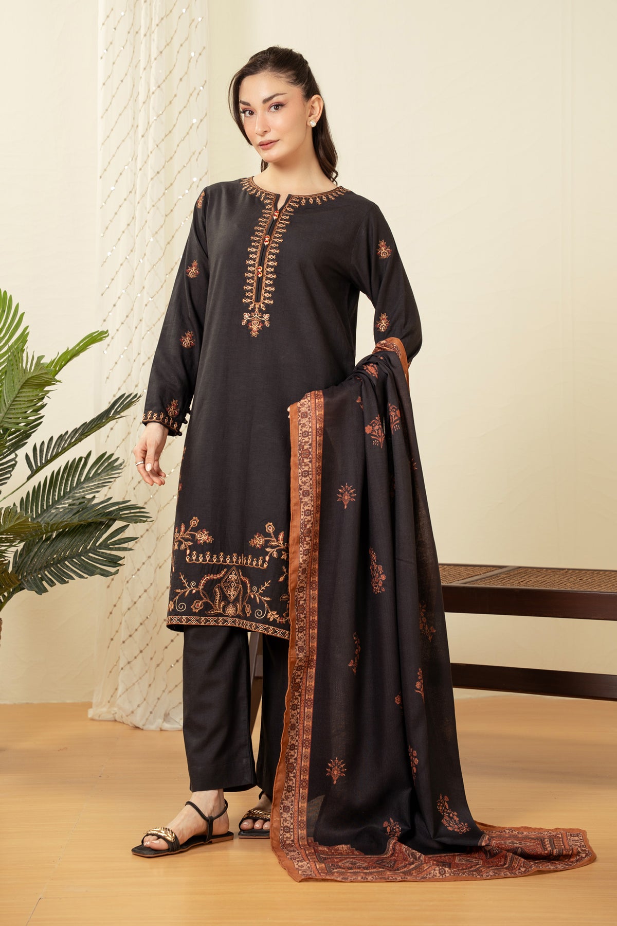 EMBROIDERED COTTON LINEN STITCHED 3 PIECE SUIT