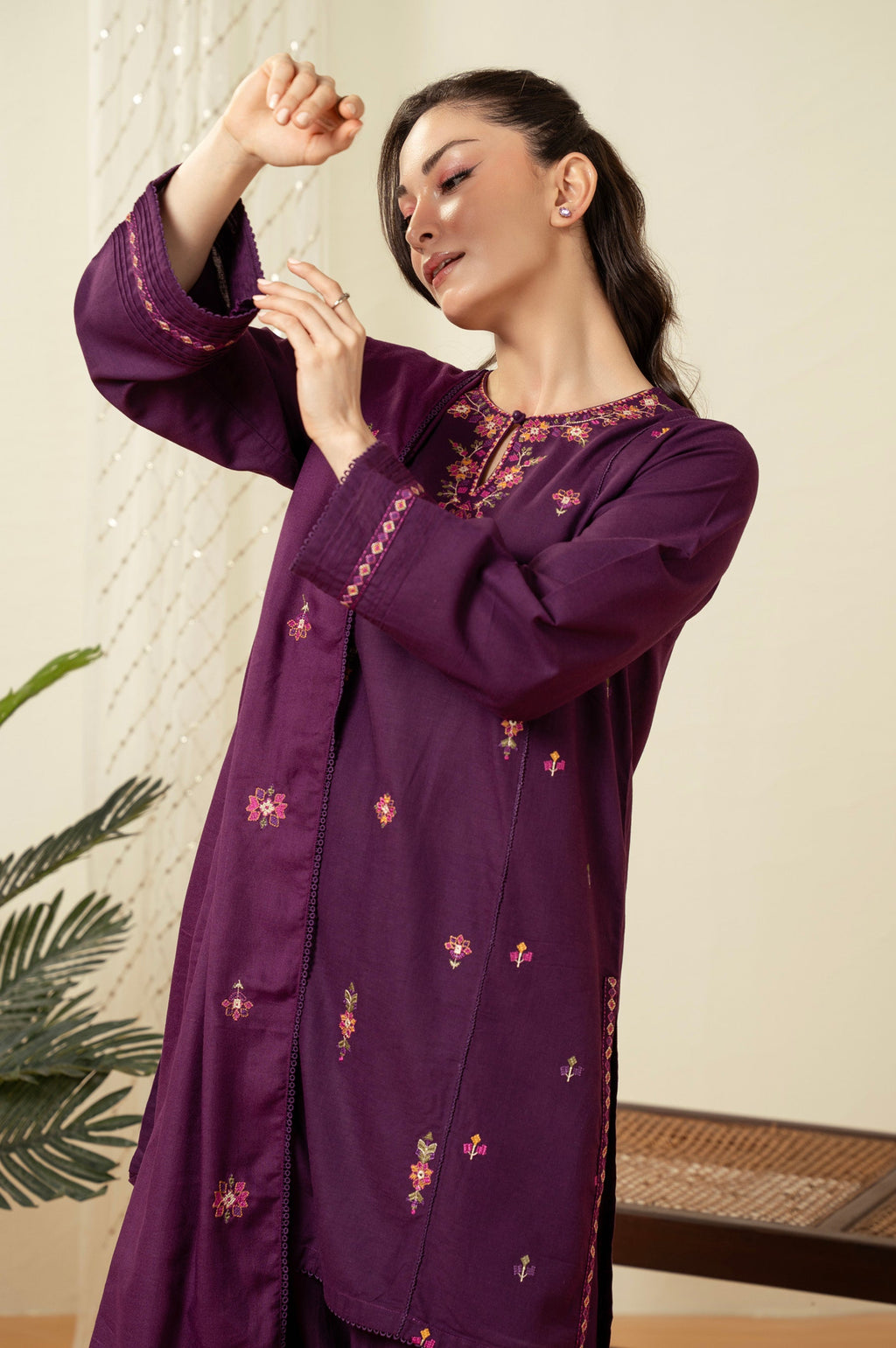 EMBROIDERED COTTON LINEN STITCHED SHIRT BOTTOM
