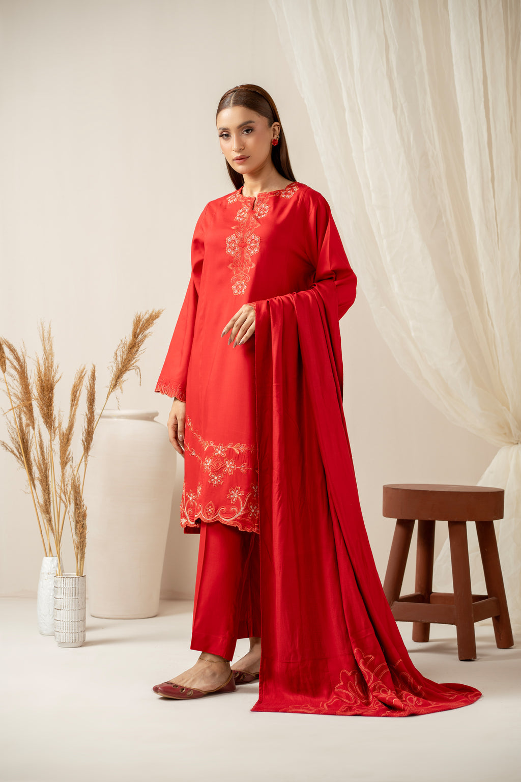 STITCHED EMBROIDERED SUIT