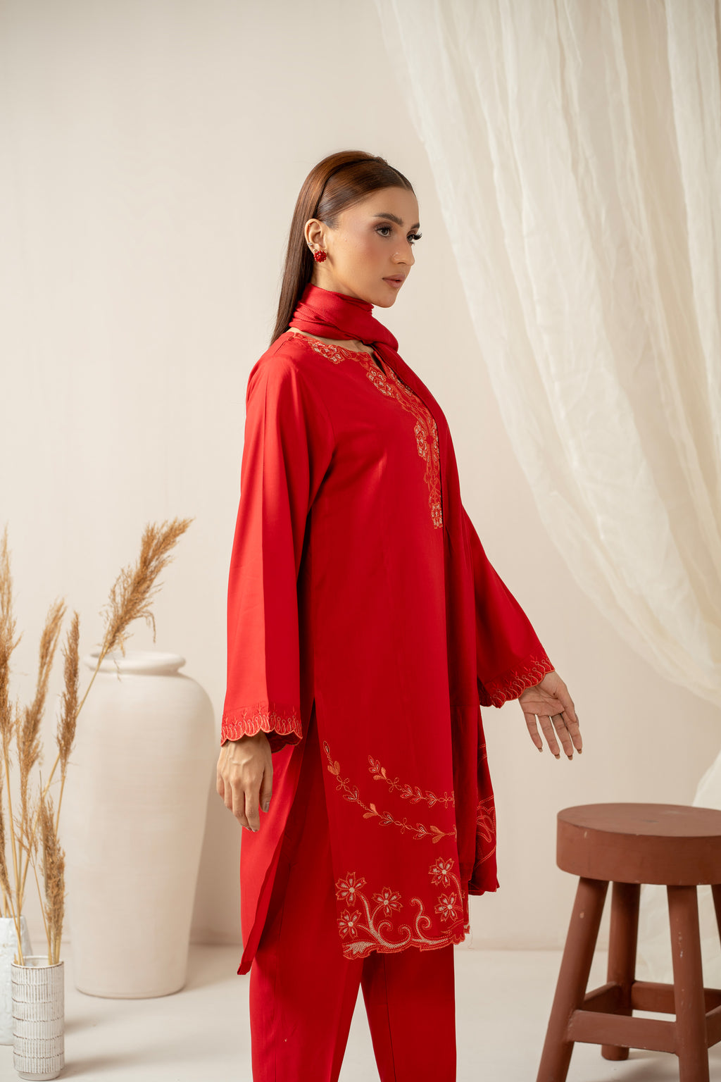 STITCHED EMBROIDERED SUIT