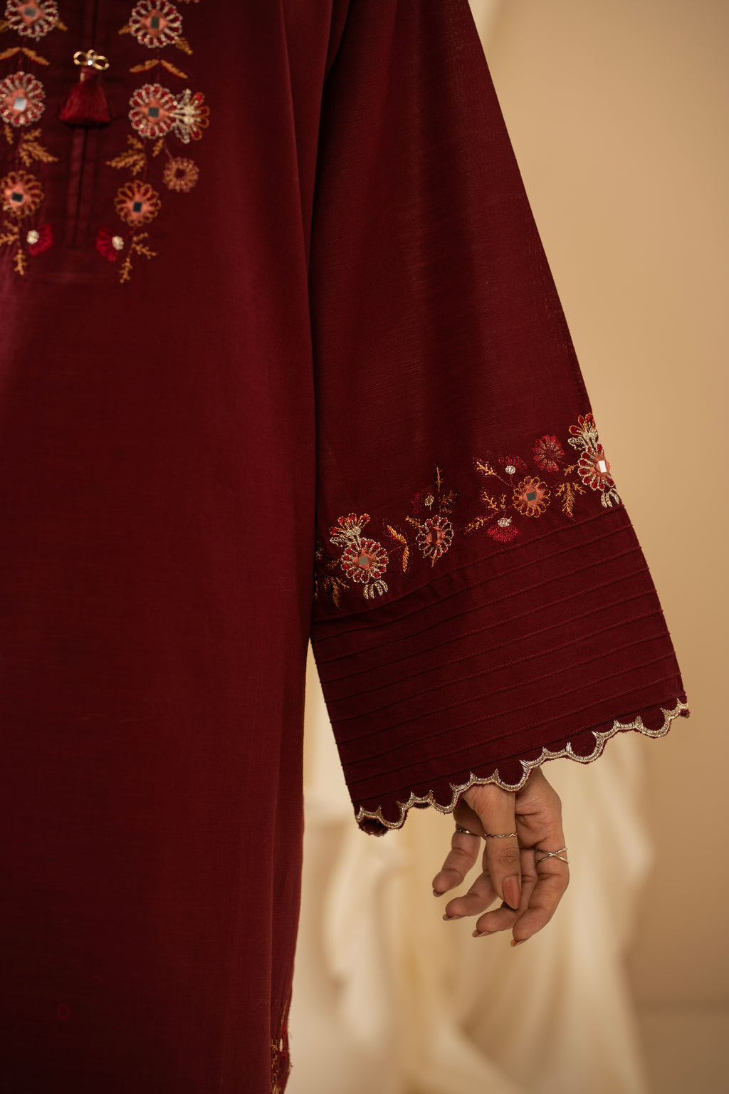 EMBROIDERED KHADDAR STITCHED 3 PIECE SUIT