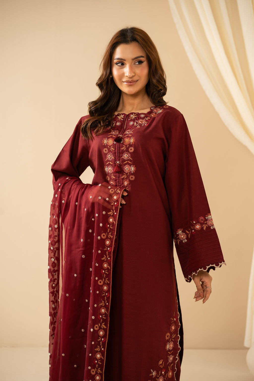 EMBROIDERED KHADDAR STITCHED 3 PIECE SUIT