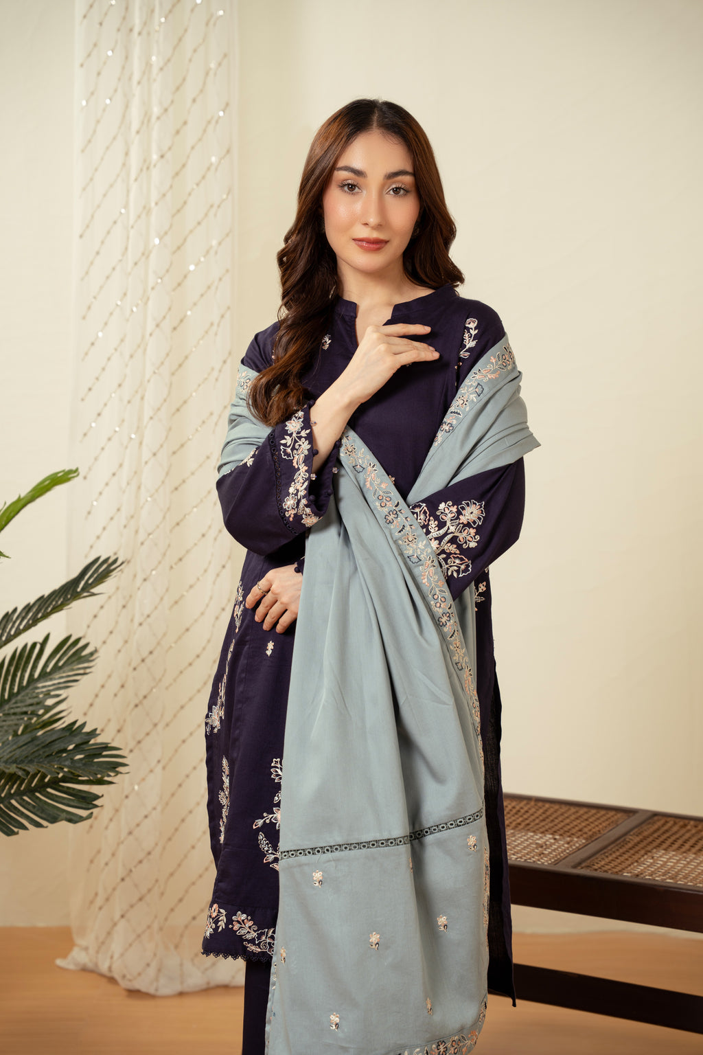 STITCHED EMBROIDERED SUIT