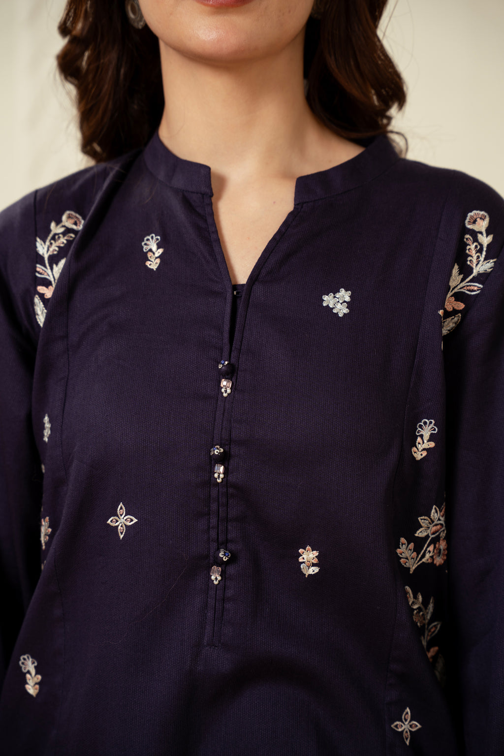 STITCHED EMBROIDERED SUIT