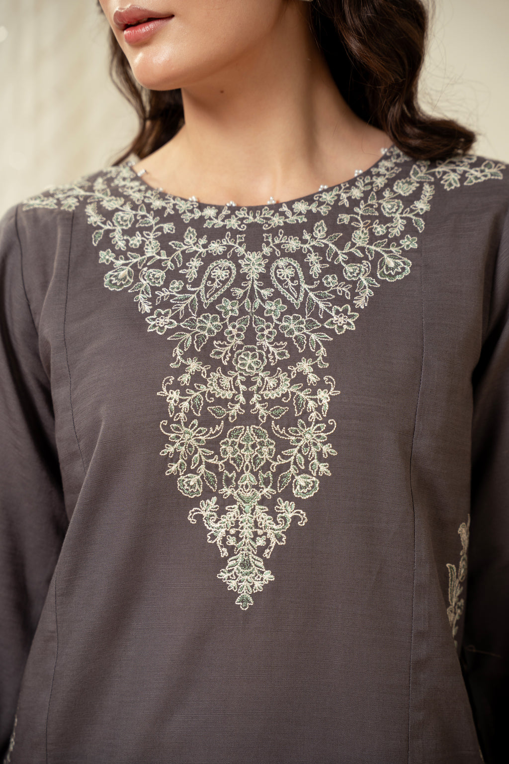 STITCHED EMBROIDERED SUIT