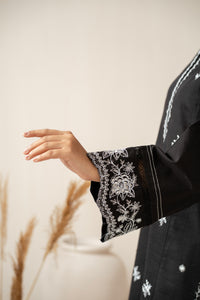 STITCHED EMBROIDERED SUIT