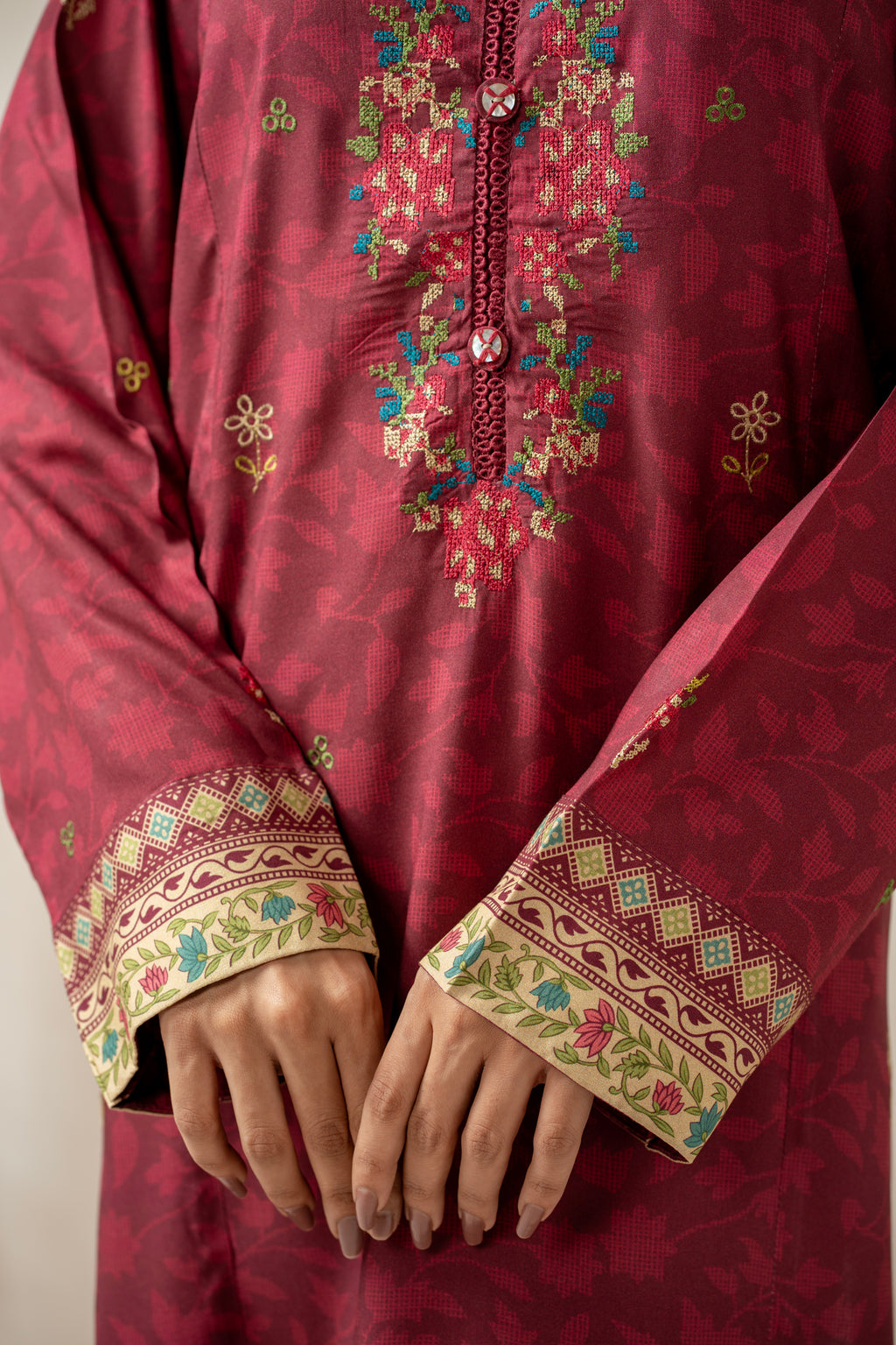 EMBROIDERED SUIT